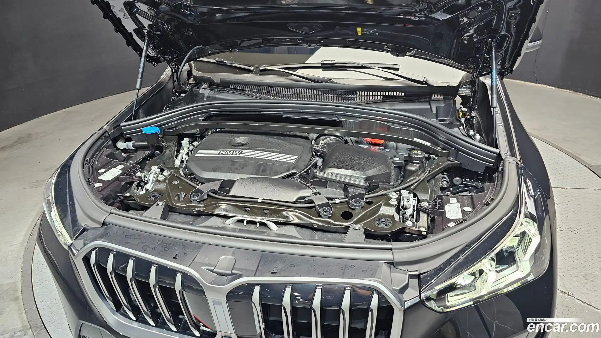 X1 BMW 2025.9-OUTER-006