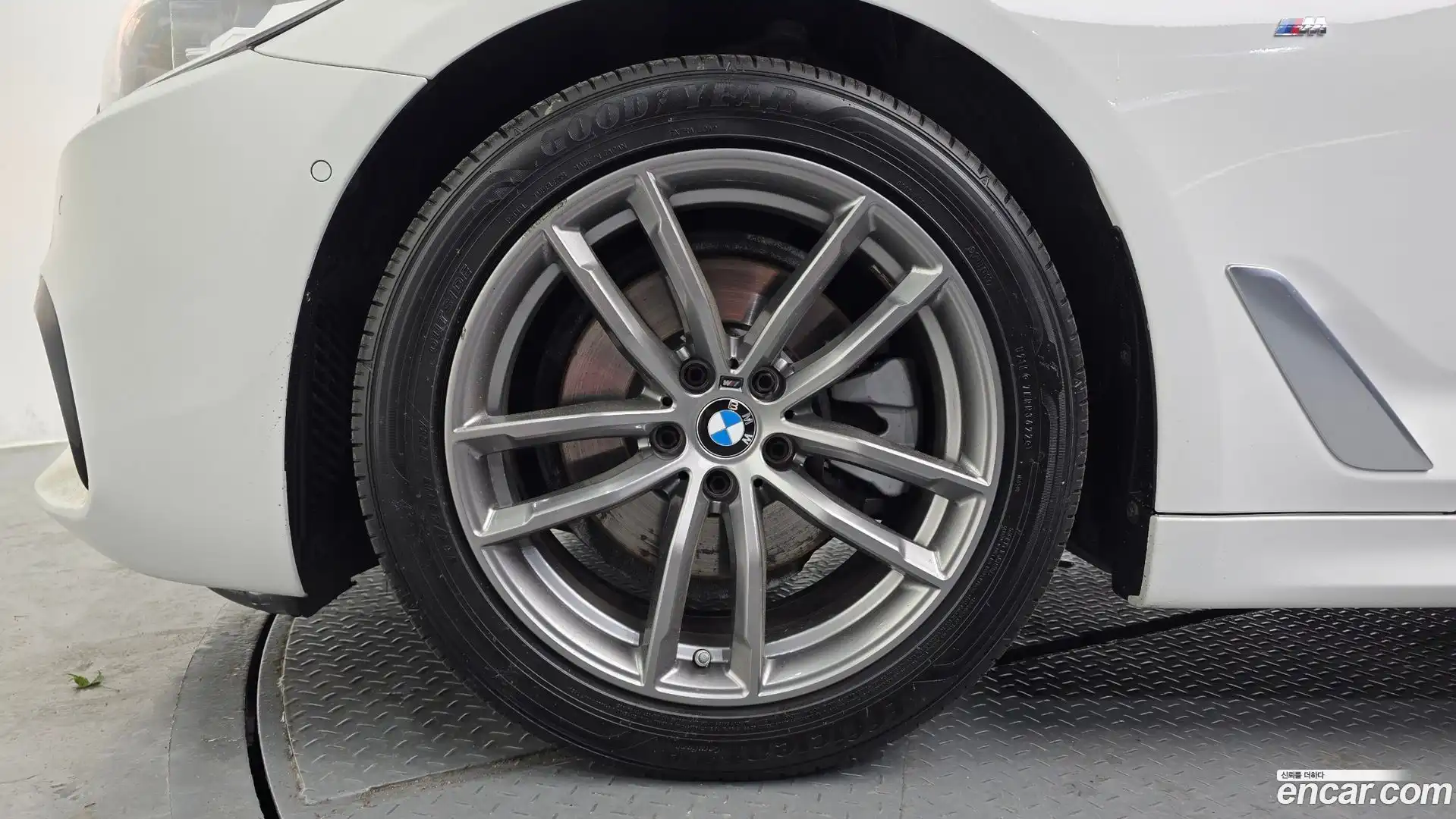 5-Series BMW 2017.9-OUTER-005
