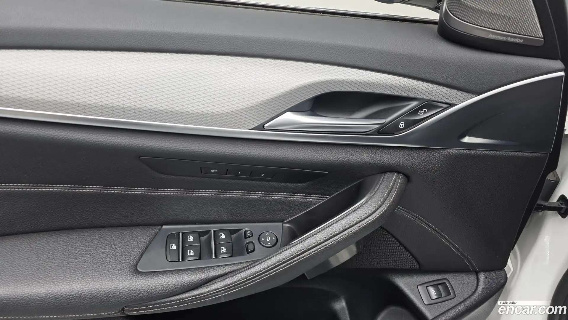5-Series BMW 2017.9-OPTION-041