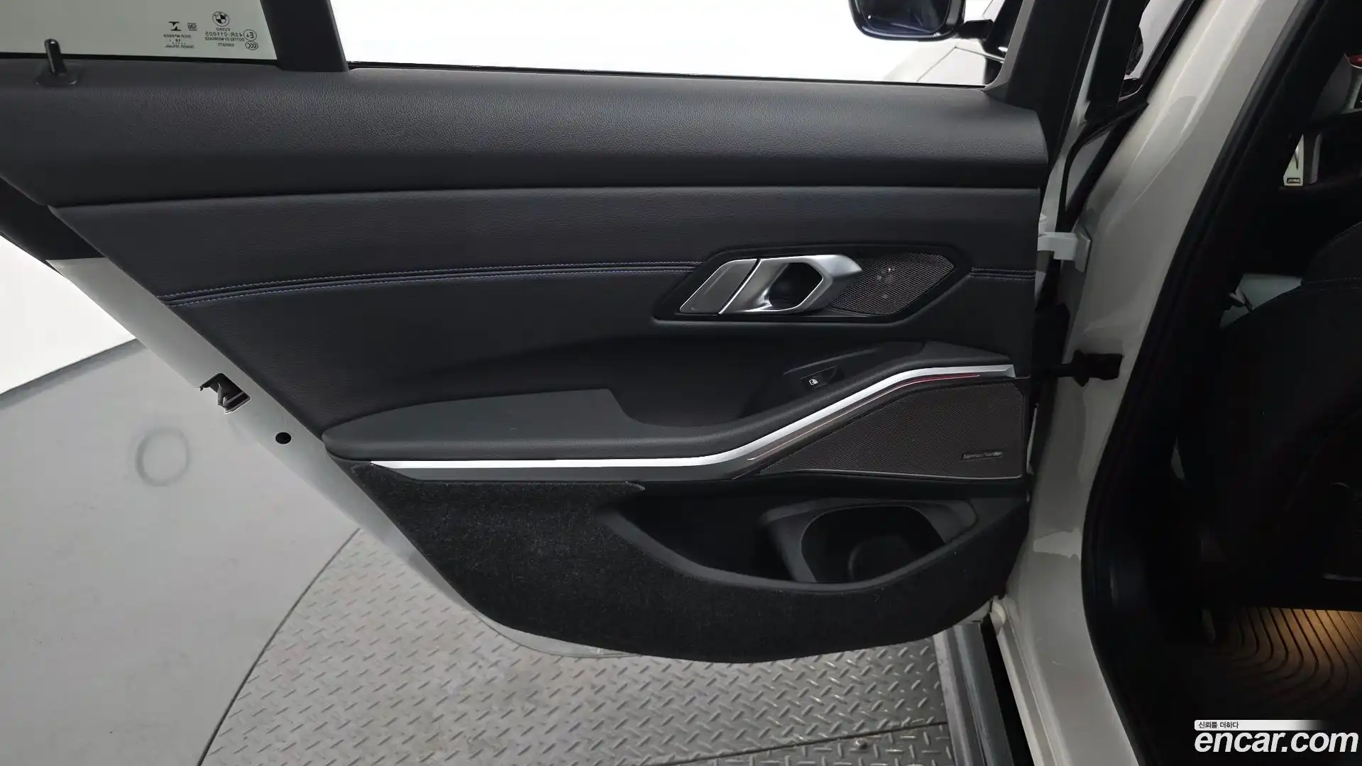 3-Series BMW 2020.3-INNER-035
