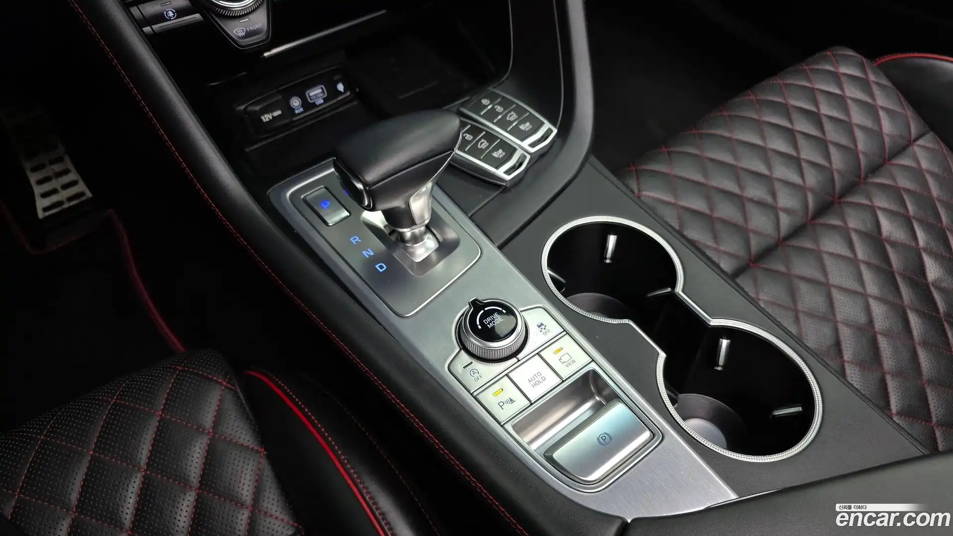 G70 Genesis 2019.2-INNER-009