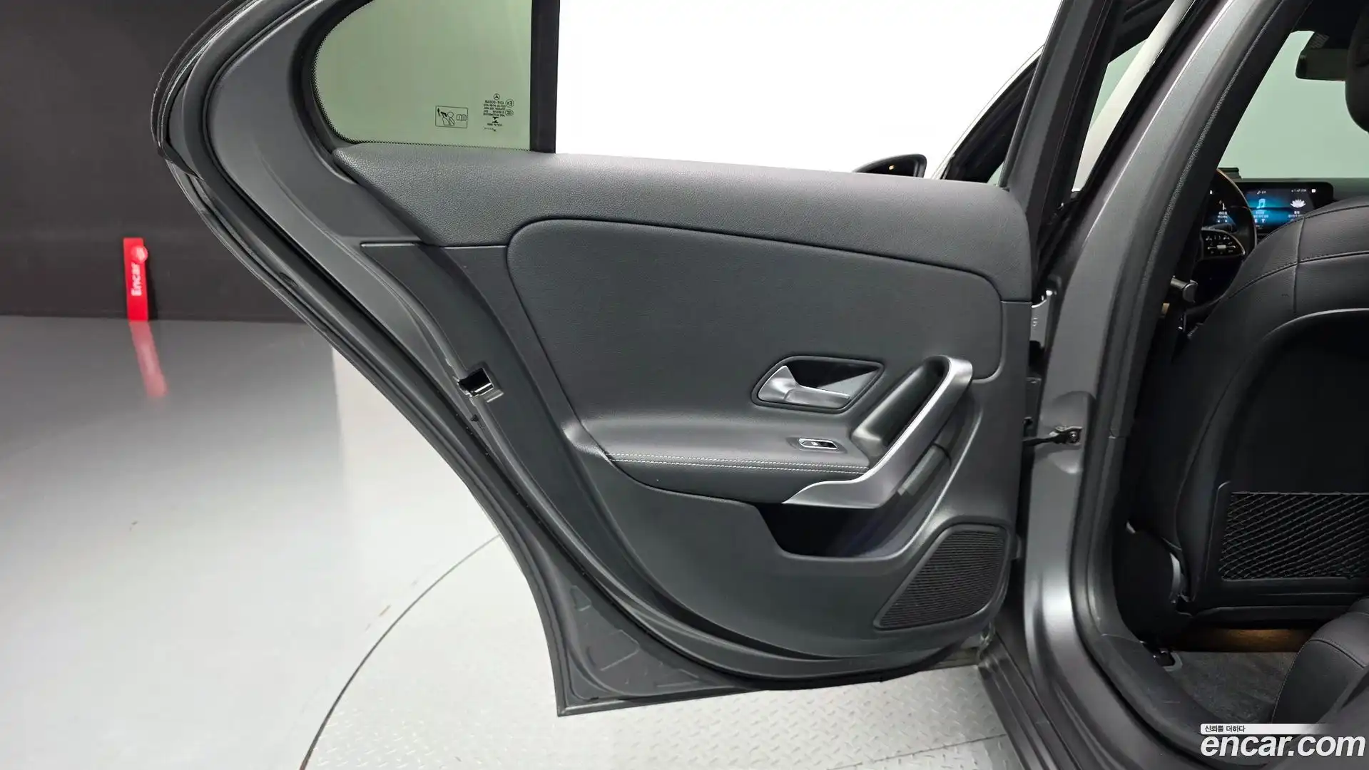 A-Class Mercedes-Benz 2021.7-INNER-035