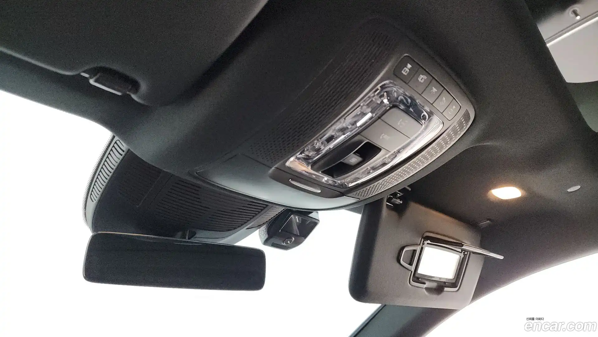 GLE-Class Mercedes-Benz 2021.11-OPTION-016