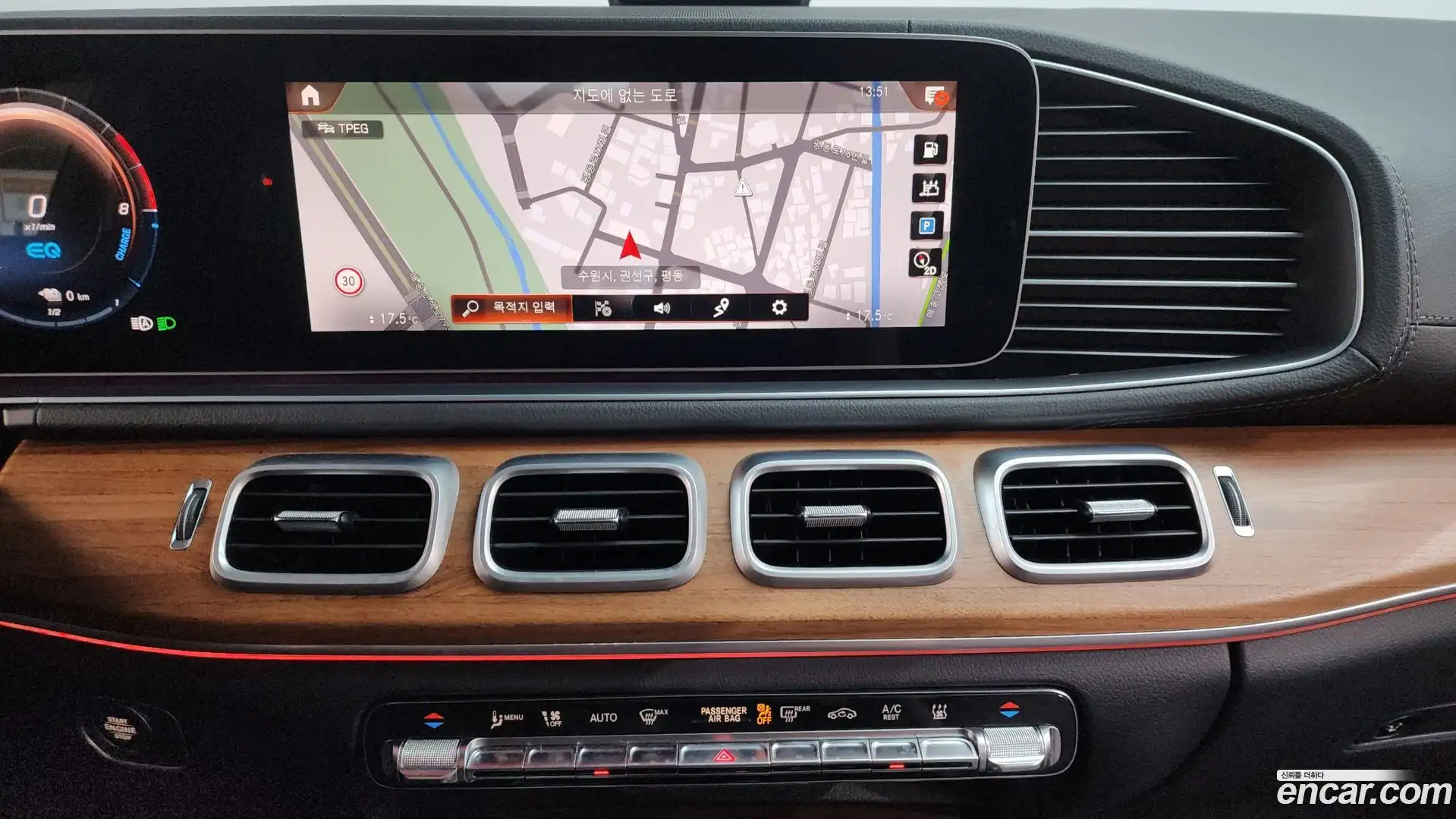 GLE-Class Mercedes-Benz 2021.11-OPTION-017