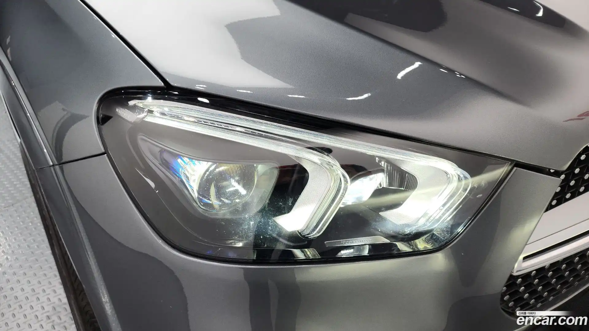 GLE-Class Mercedes-Benz 2021.11-OUTER-032