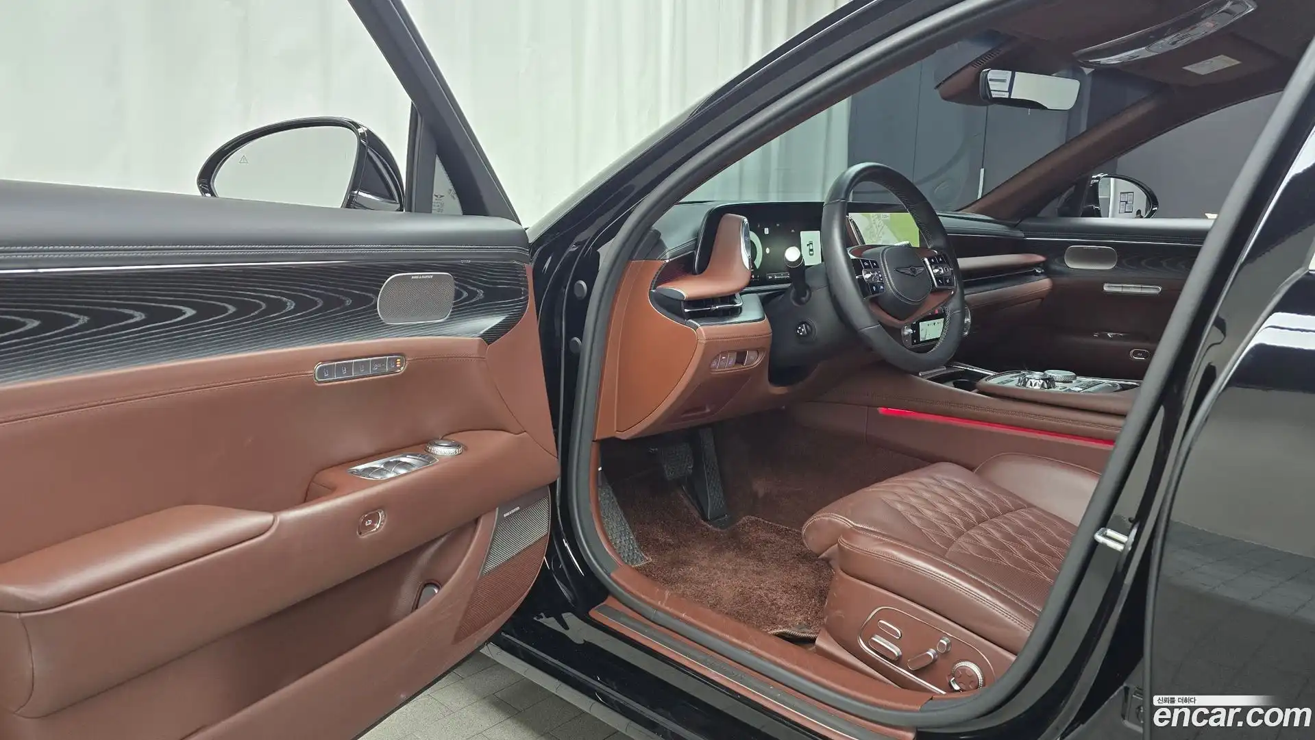 G90 Genesis 2024.0-INNER-010