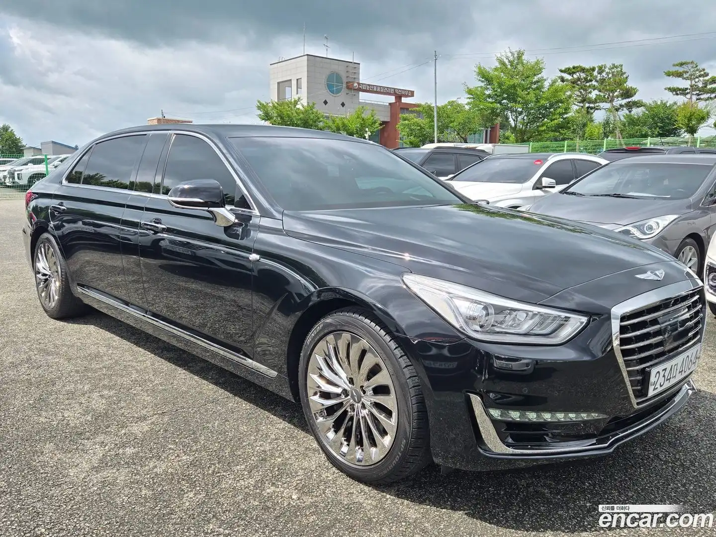 EQ900 Genesis 2016.6-OUTER-002