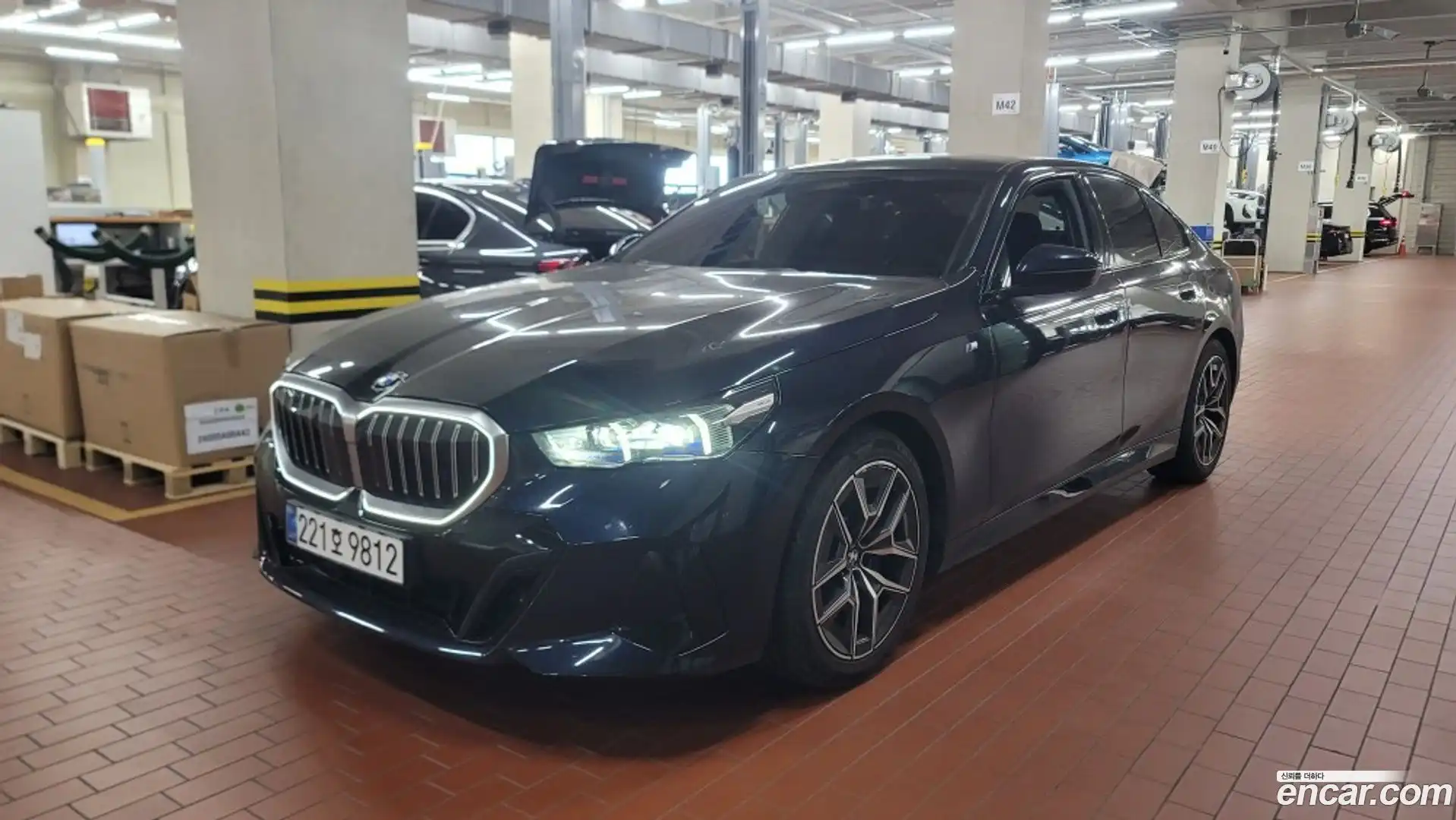 5-Series BMW 2024.6-OUTER-001