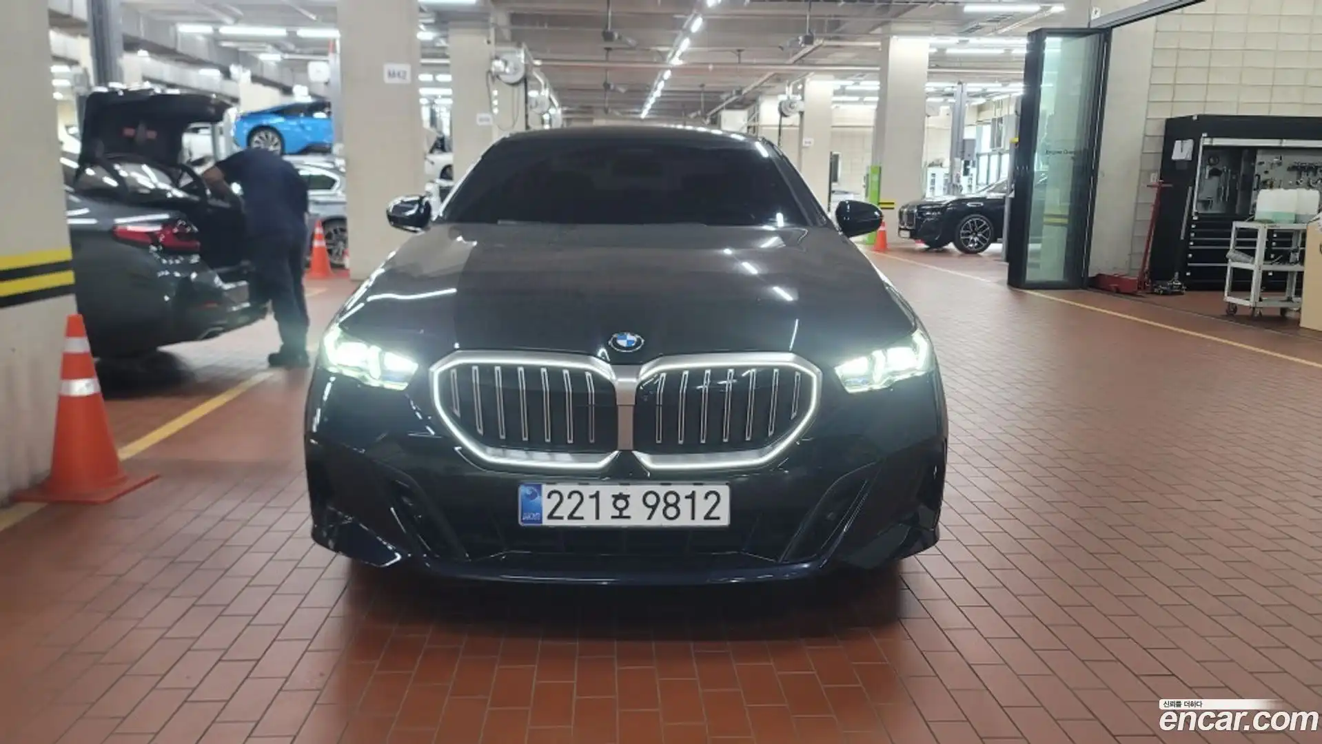 5-Series BMW 2024.6-OUTER-003