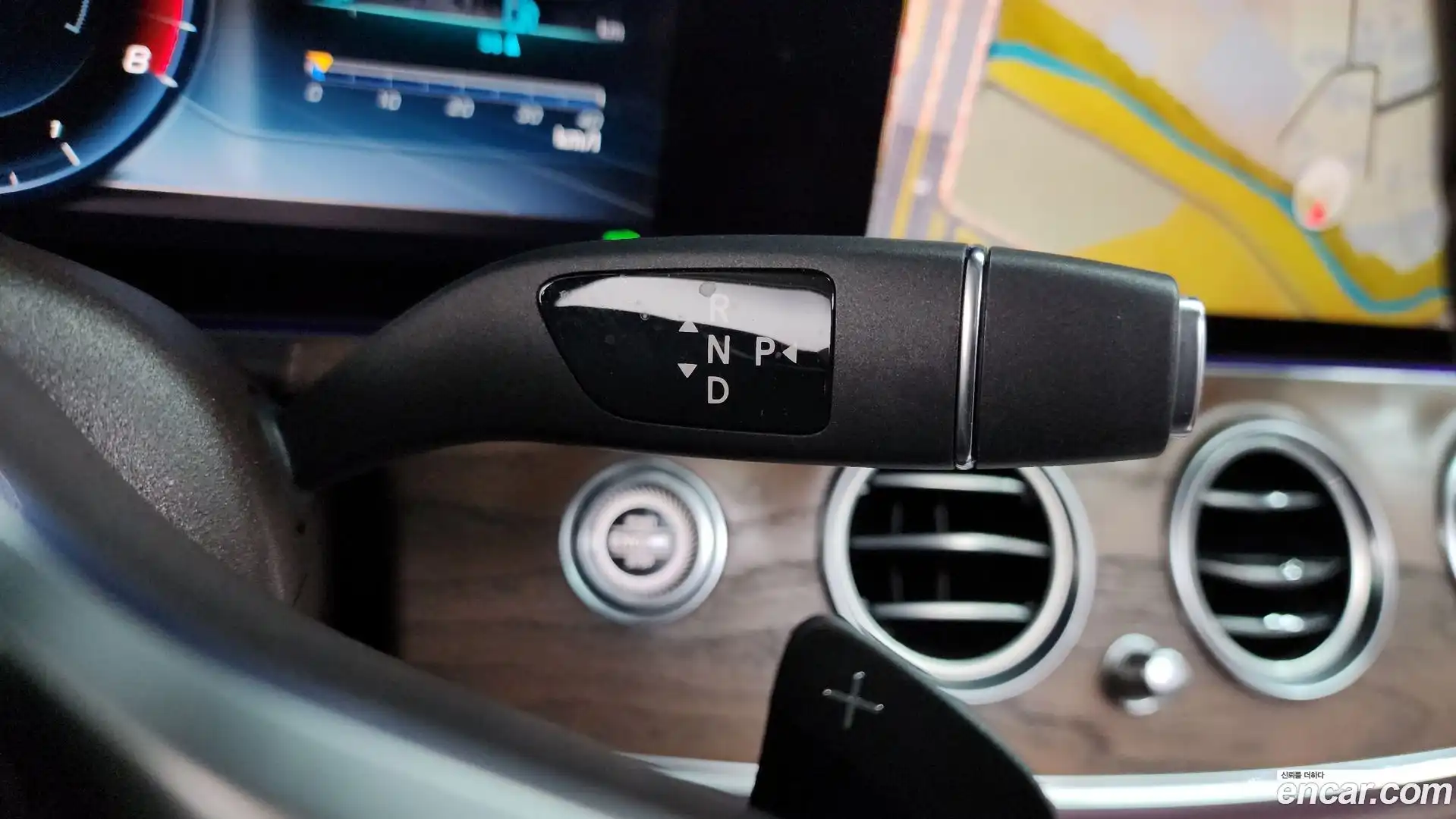 E-Class Mercedes-Benz 2020.1-INNER-009