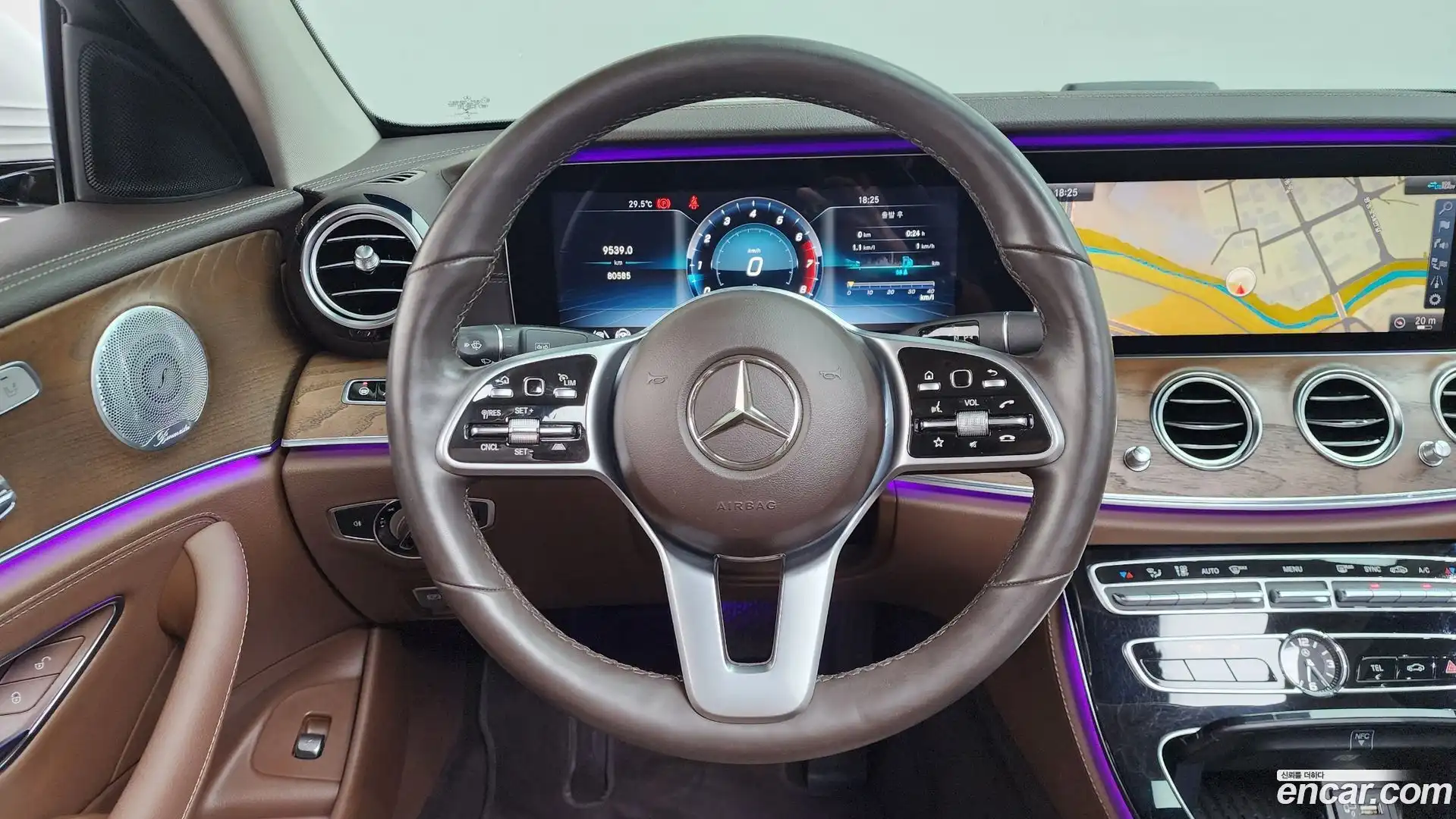 E-Class Mercedes-Benz 2020.1-OPTION-016