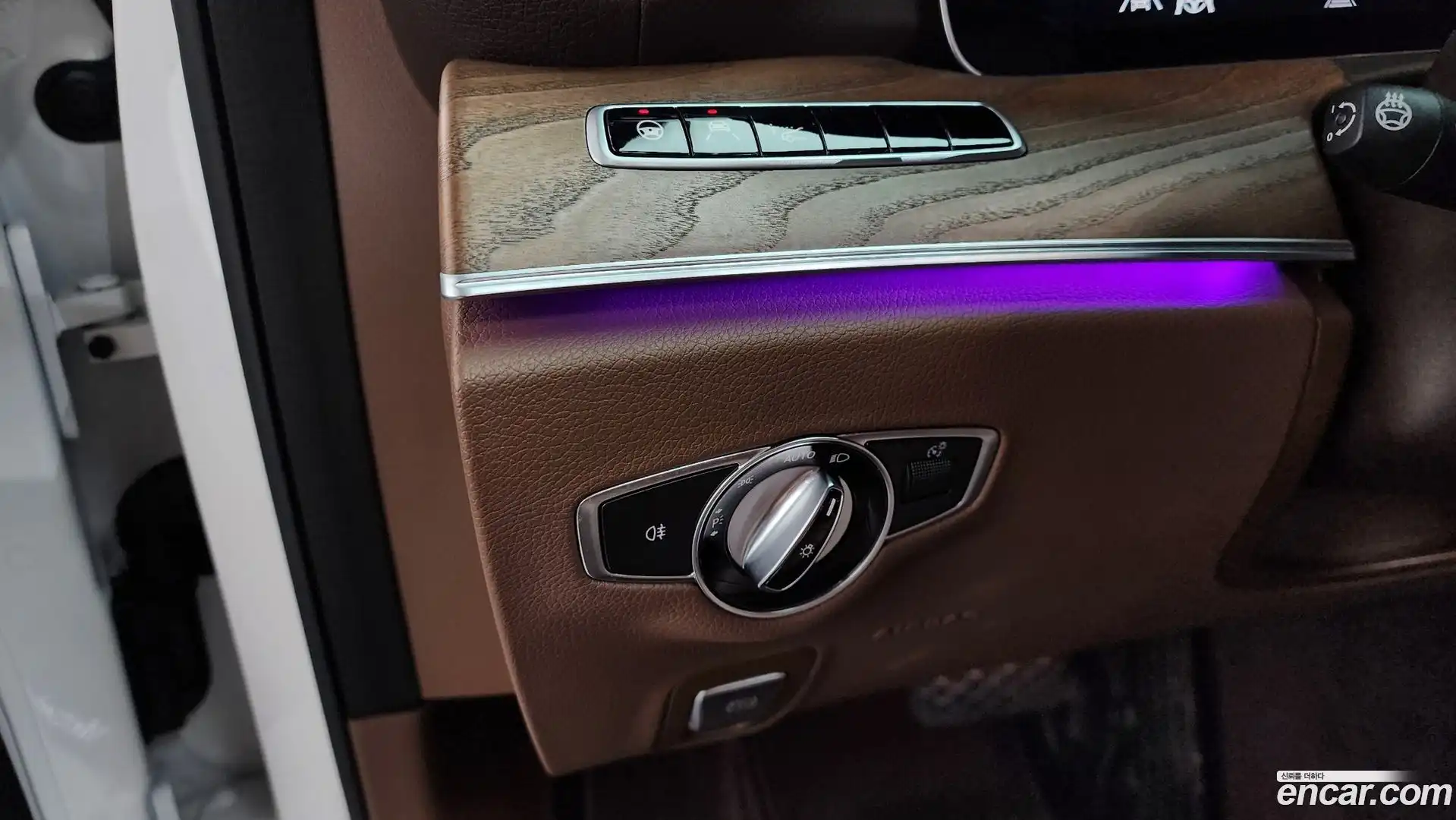 E-Class Mercedes-Benz 2020.1-OPTION-045