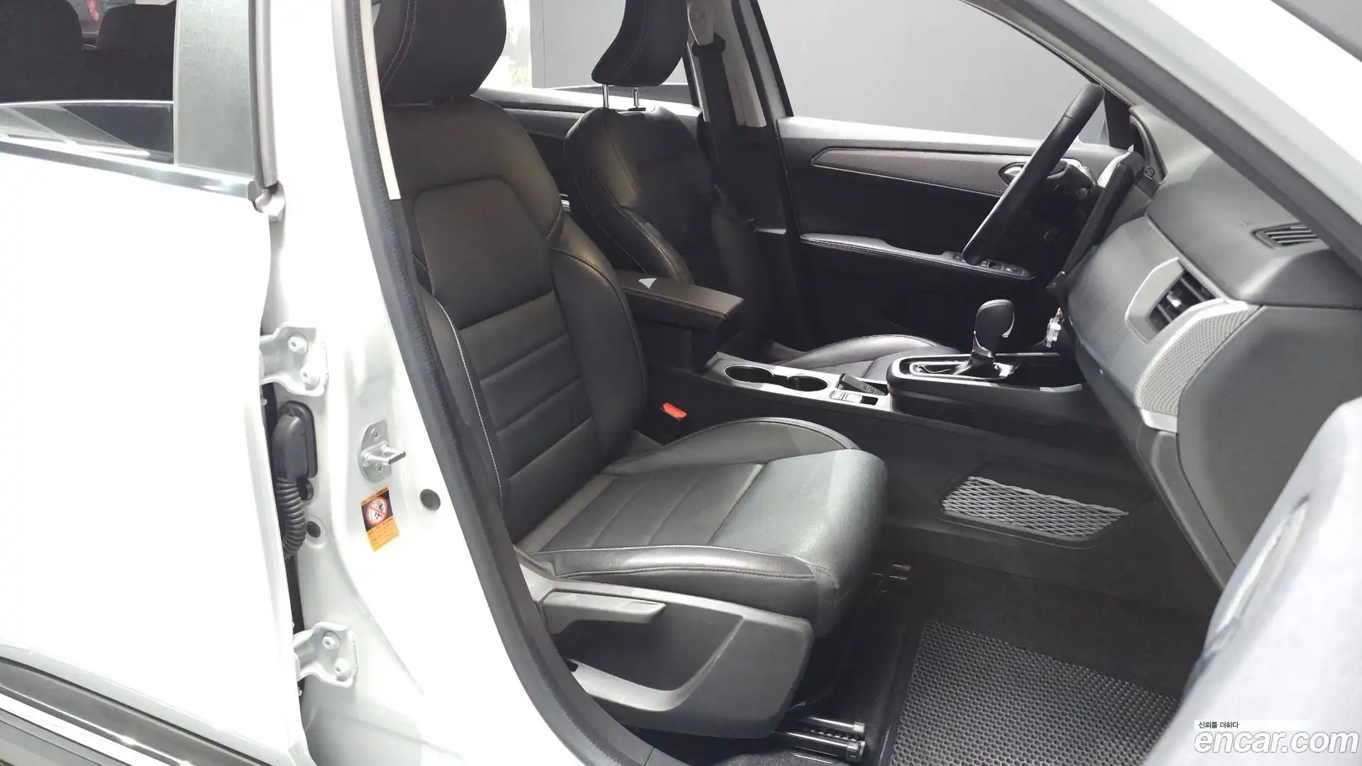 XM3 Renault Korea 2023.1-OPTION-015