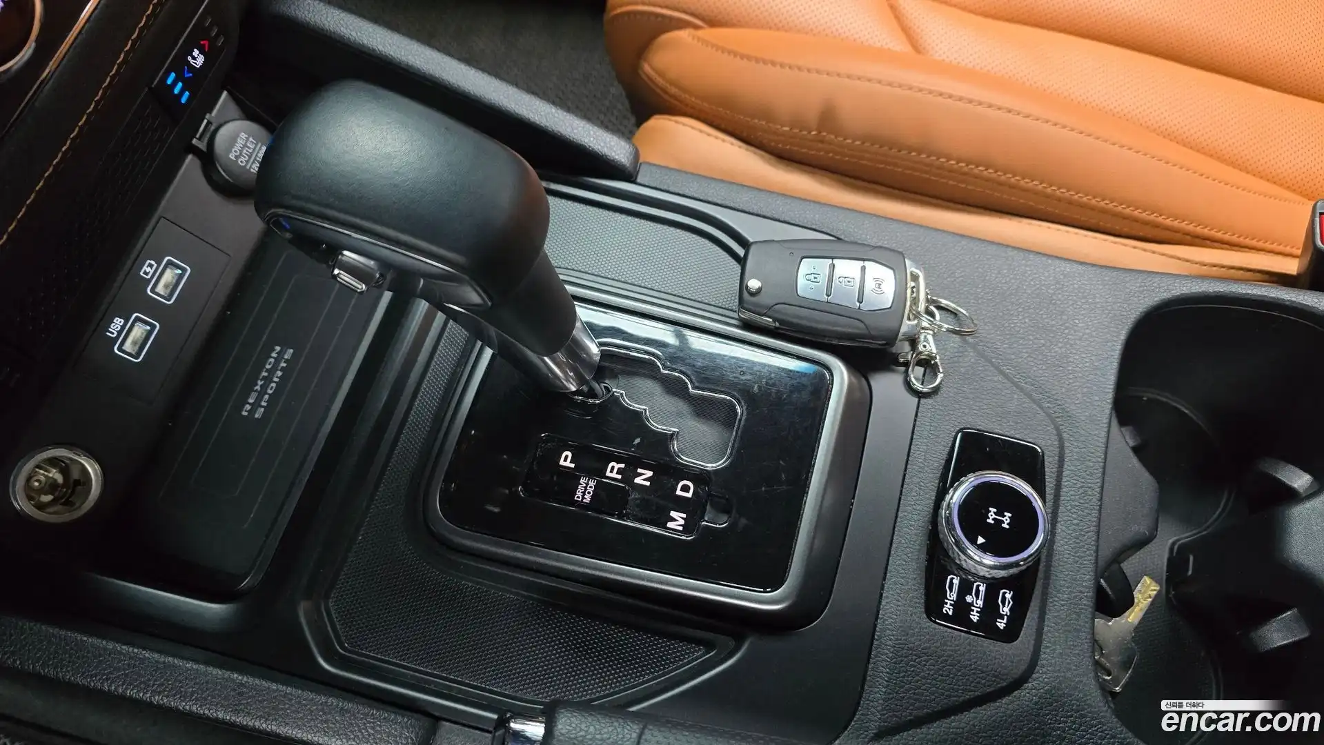 Rexton KG Mobility 2022.5-INNER-009