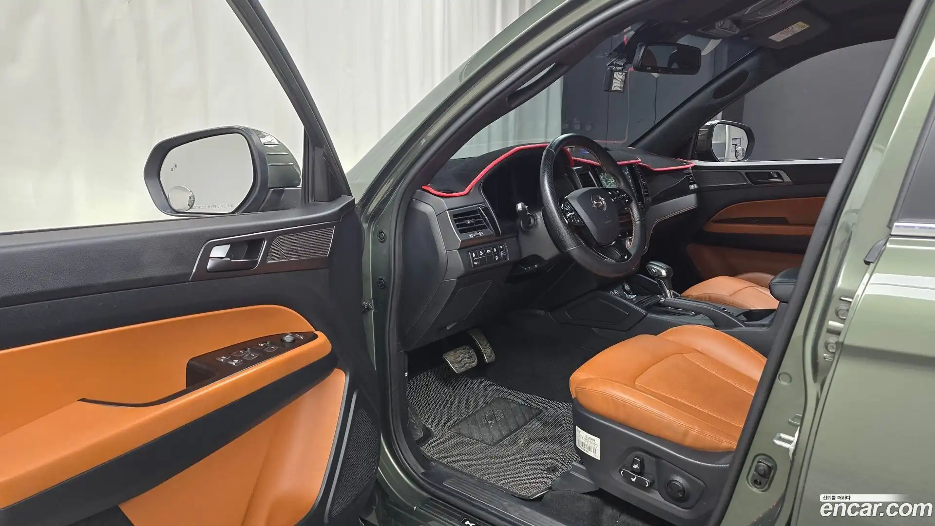 Rexton KG Mobility 2022.5-INNER-010