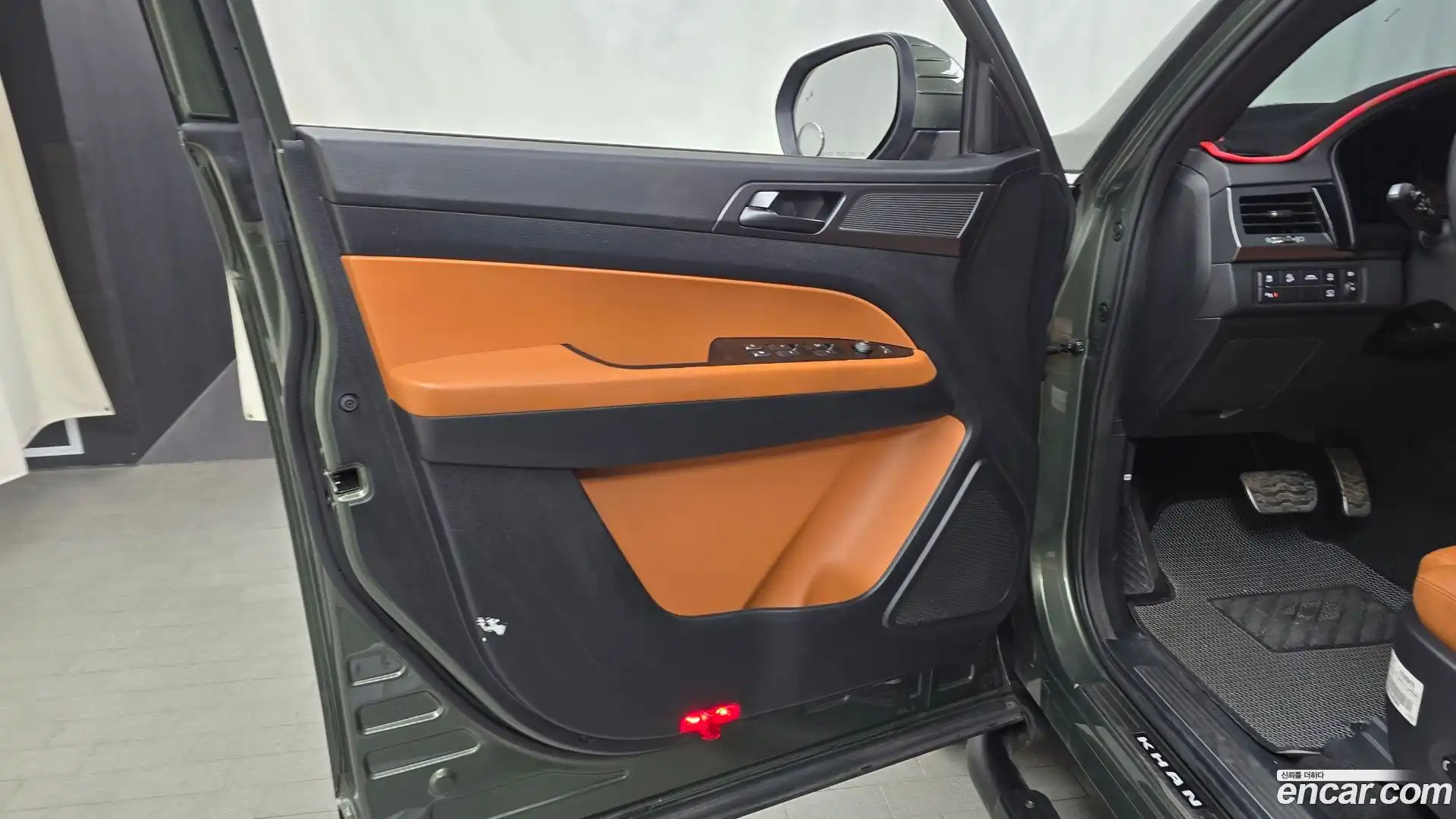 Rexton KG Mobility 2022.5-INNER-034