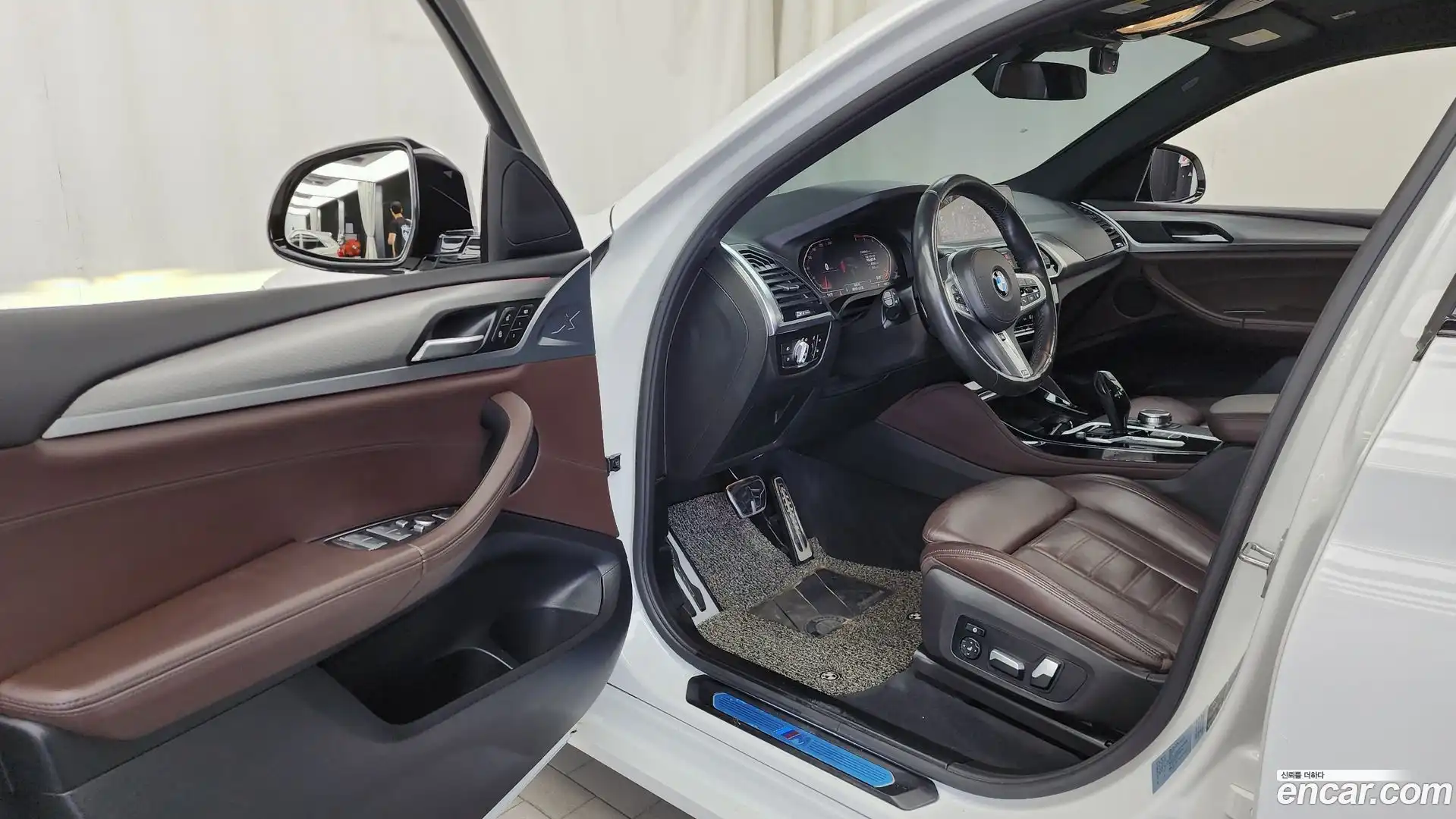 X4 BMW 2020.0-INNER-010