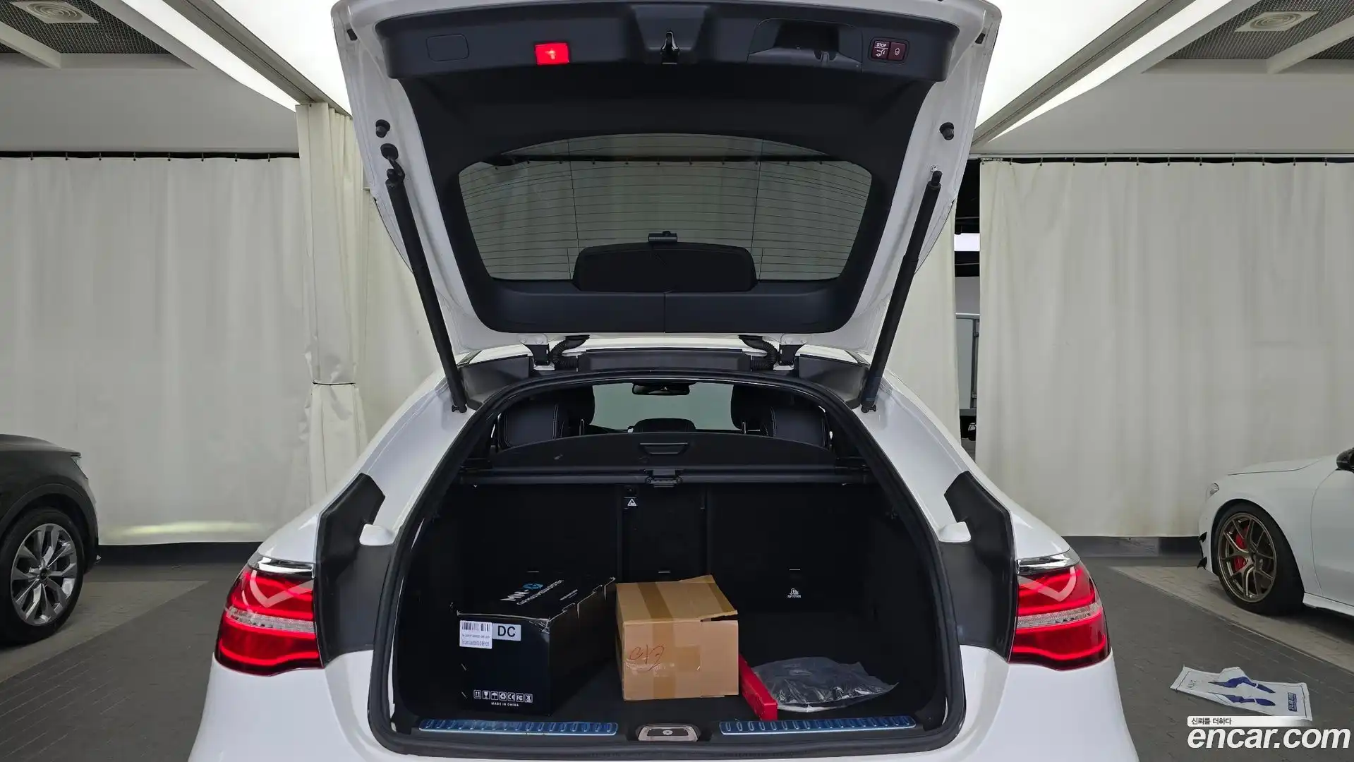 GLC-Class Mercedes-Benz 2019.5-OPTION-024