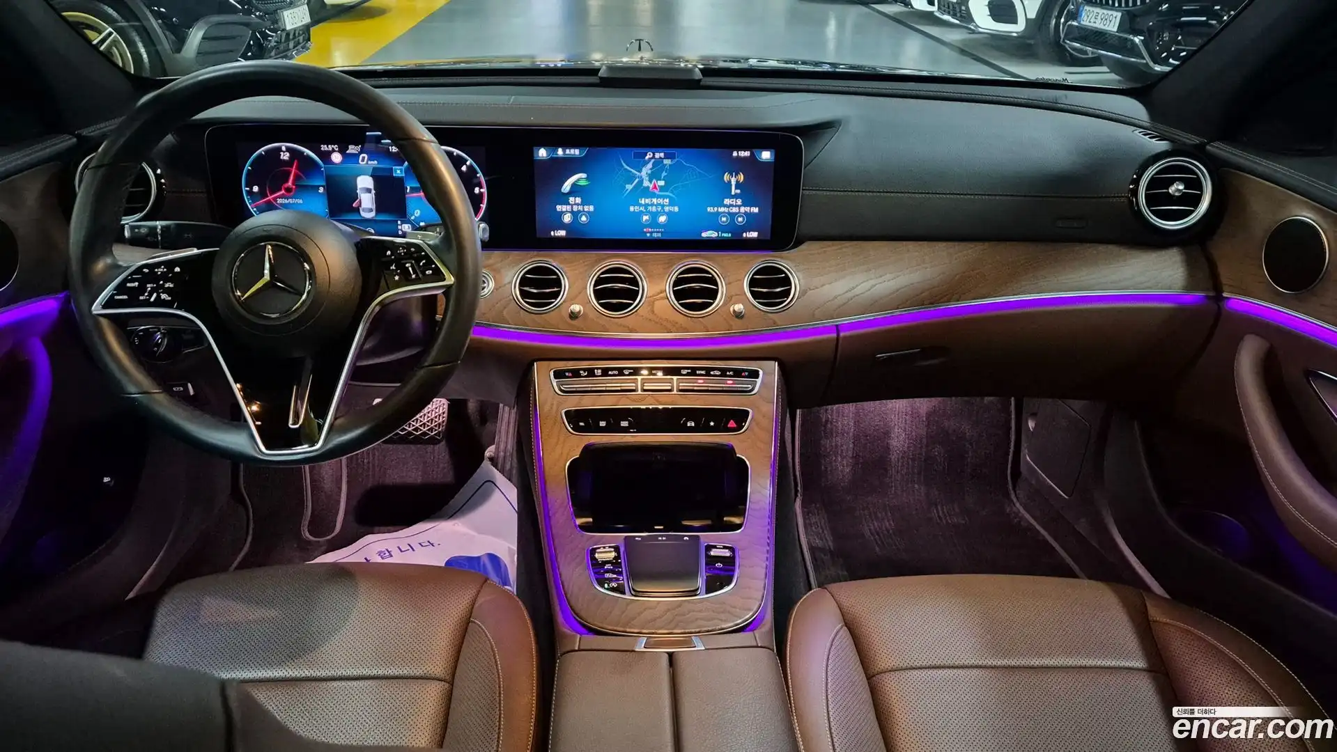 E-Class Mercedes-Benz 2021.0-INNER-007