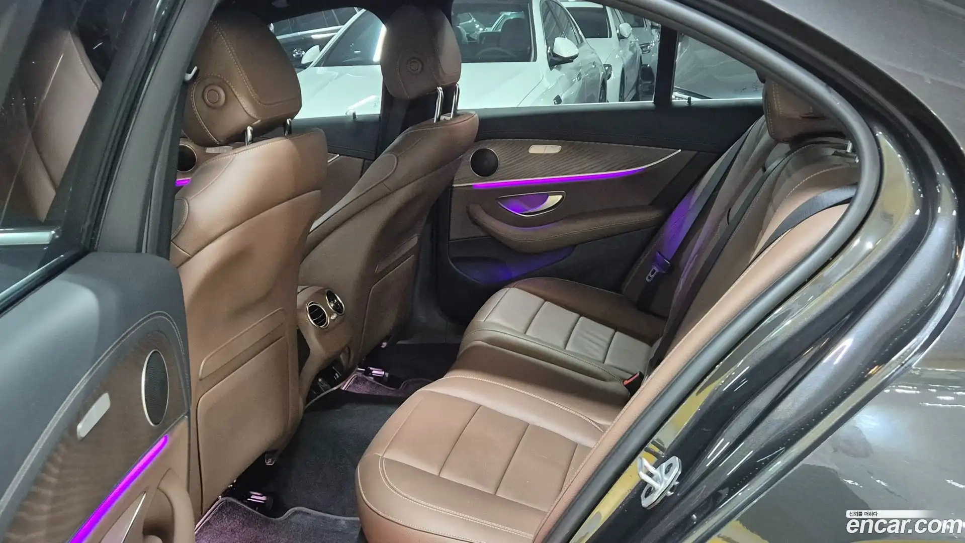 E-Class Mercedes-Benz 2021.0-OPTION-019