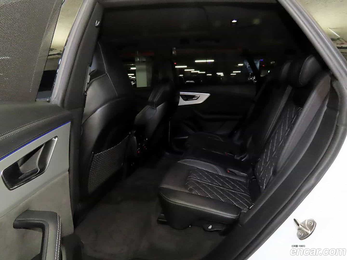 Q8 Audi 2021.8-INNER-007