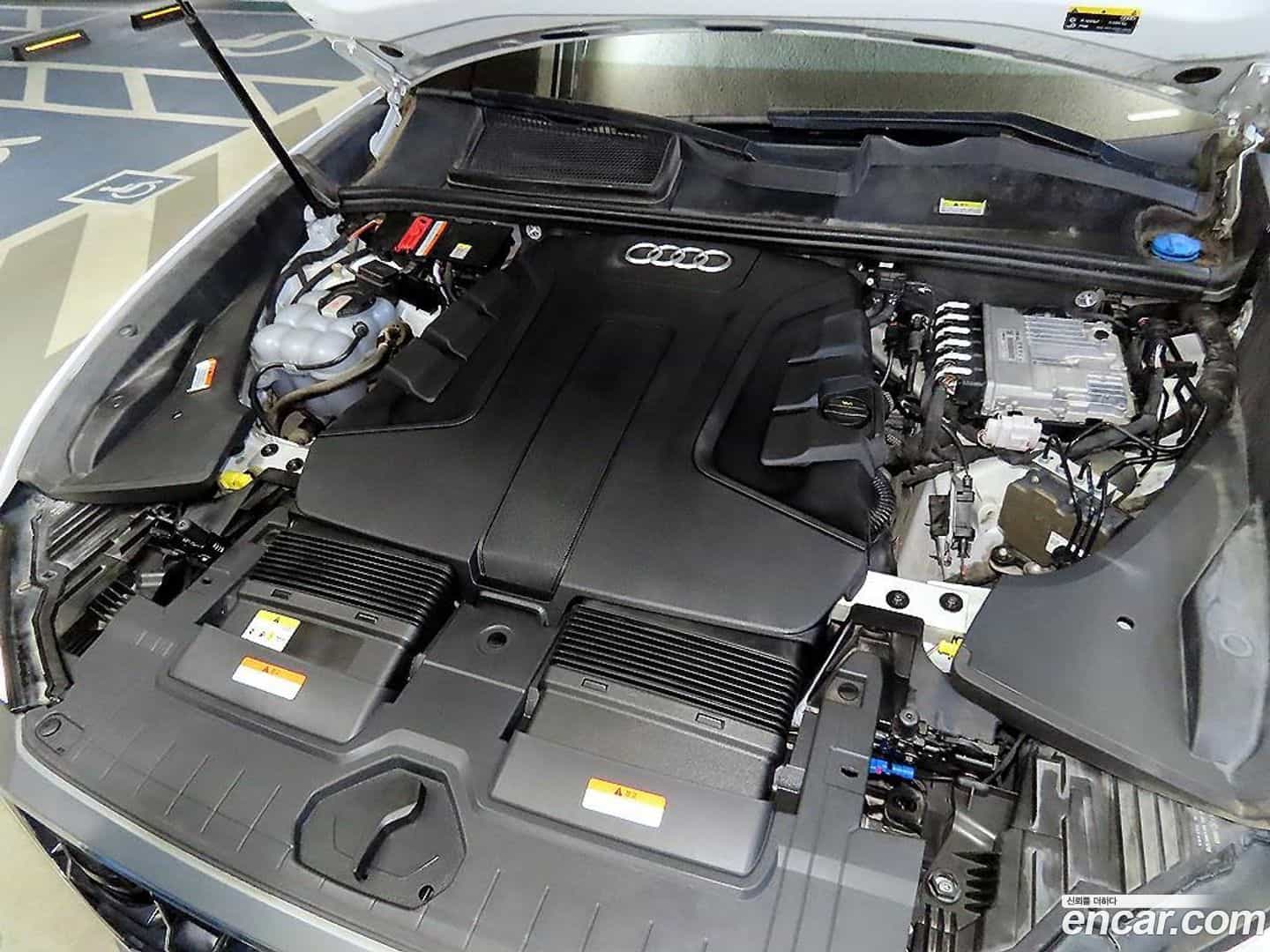 Q8 Audi 2021.8-OPTION-023