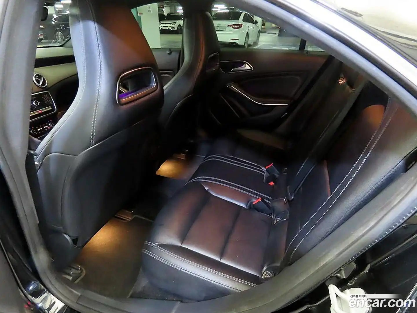 CLA-Class Mercedes-Benz 2016.10-INNER-007