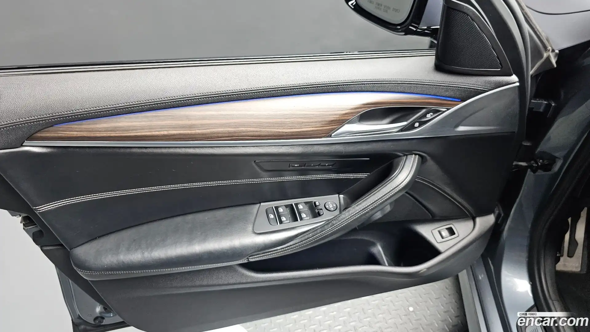 5-Series BMW 2017.8-INNER-034