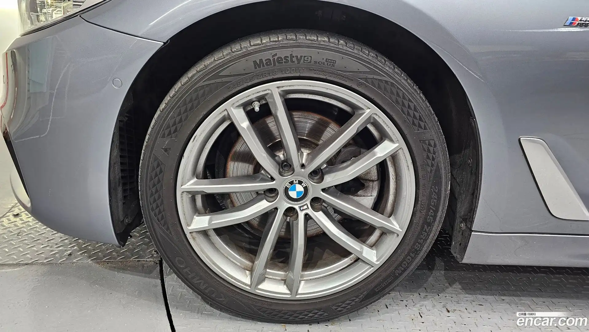 5-Series BMW 2018.2-OUTER-005