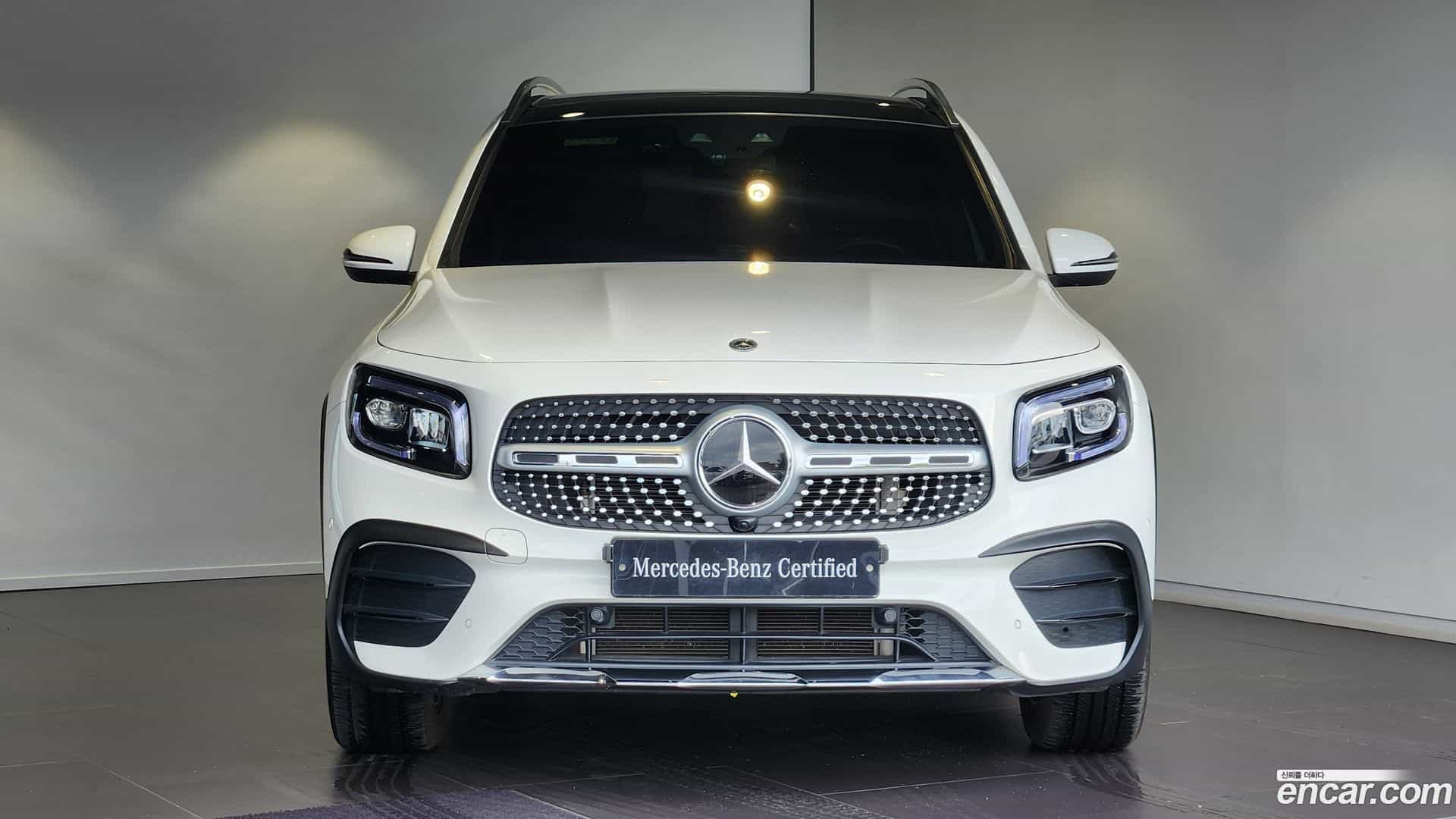 GLB-Class Mercedes-Benz 2022.6-OUTER-003
