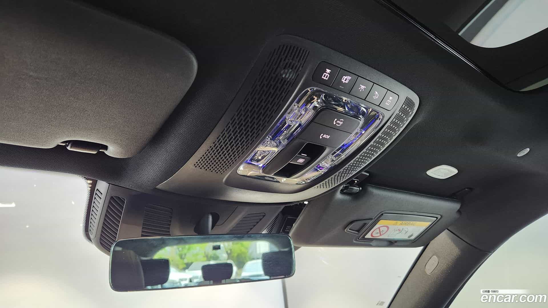 GLB-Class Mercedes-Benz 2022.6-OPTION-021