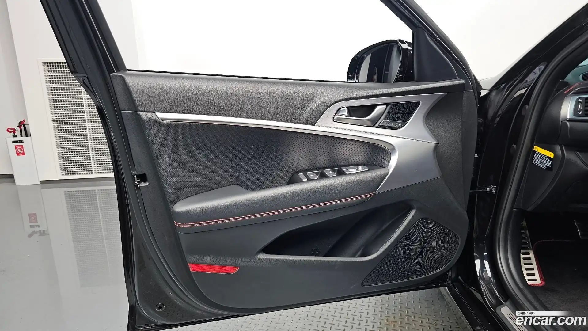 G70 Genesis 2019.3-INNER-034