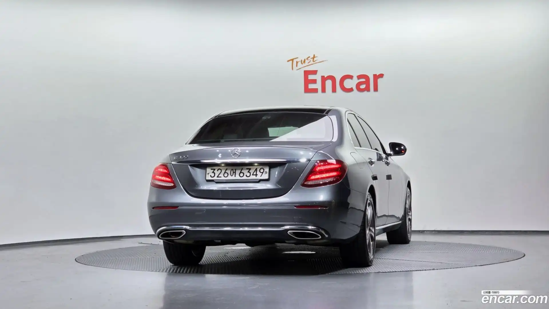 E-Class Mercedes-Benz 2018.10-OUTER-004