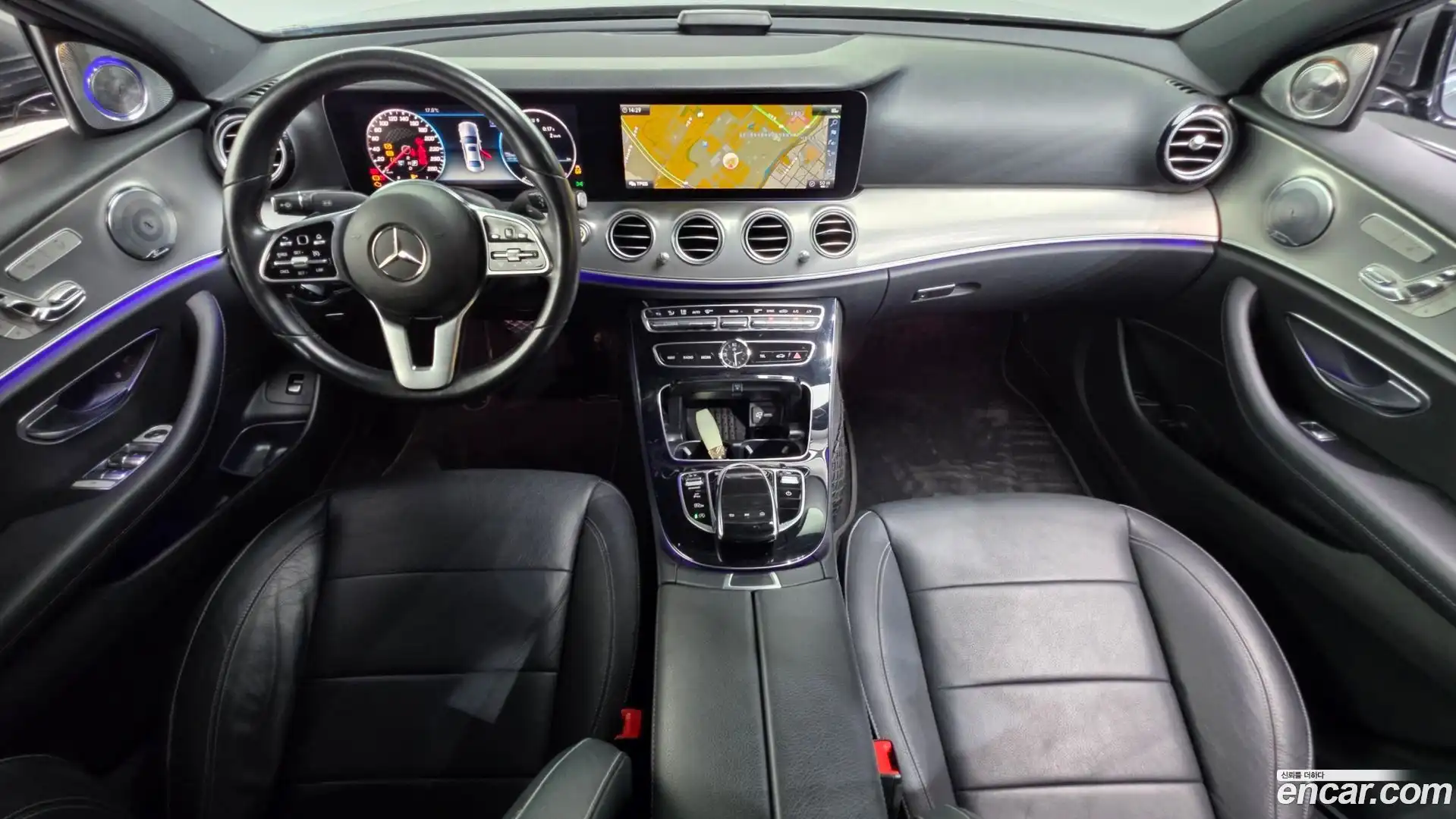 E-Class Mercedes-Benz 2018.10-INNER-007