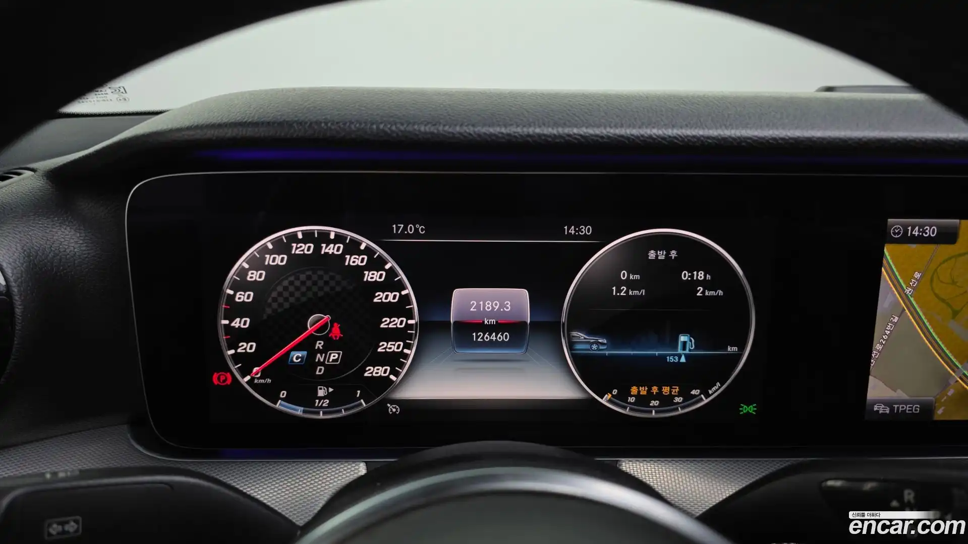 E-Class Mercedes-Benz 2018.10-INNER-008