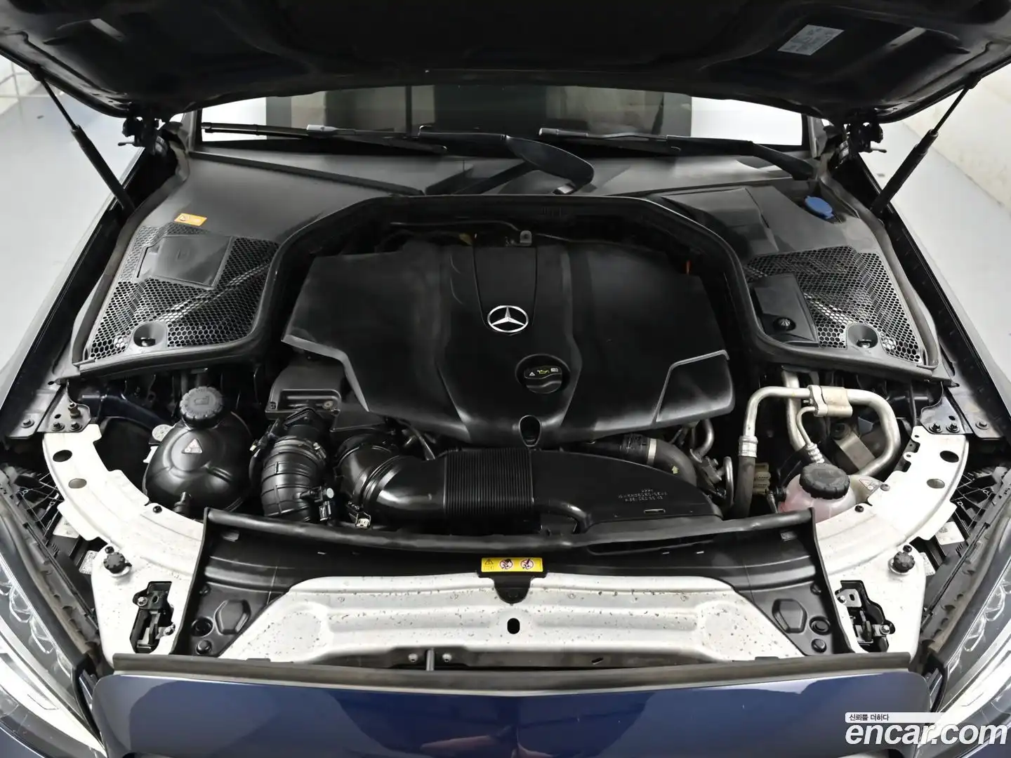 C-Class Mercedes-Benz 2016.11-OUTER-006