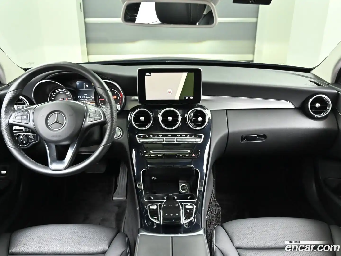 C-Class Mercedes-Benz 2016.11-INNER-007