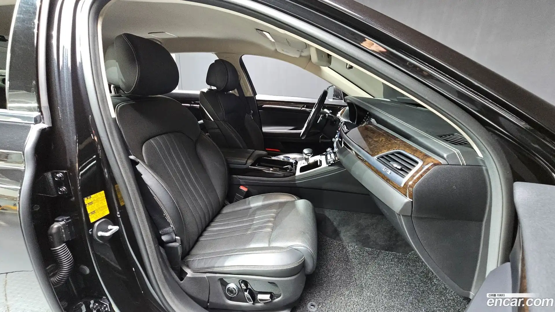 G90 Genesis 2019.11-INNER-036