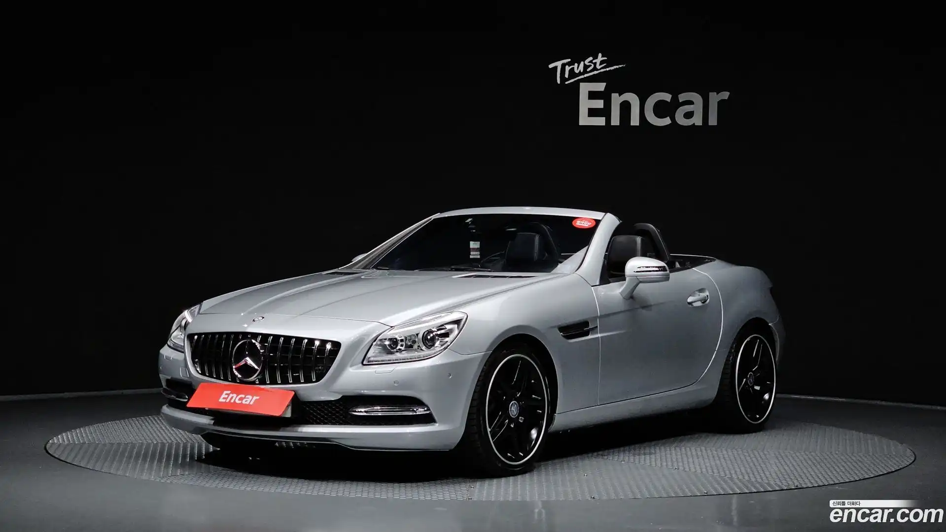SLK-Class Mercedes-Benz 2015.3-OUTER-001