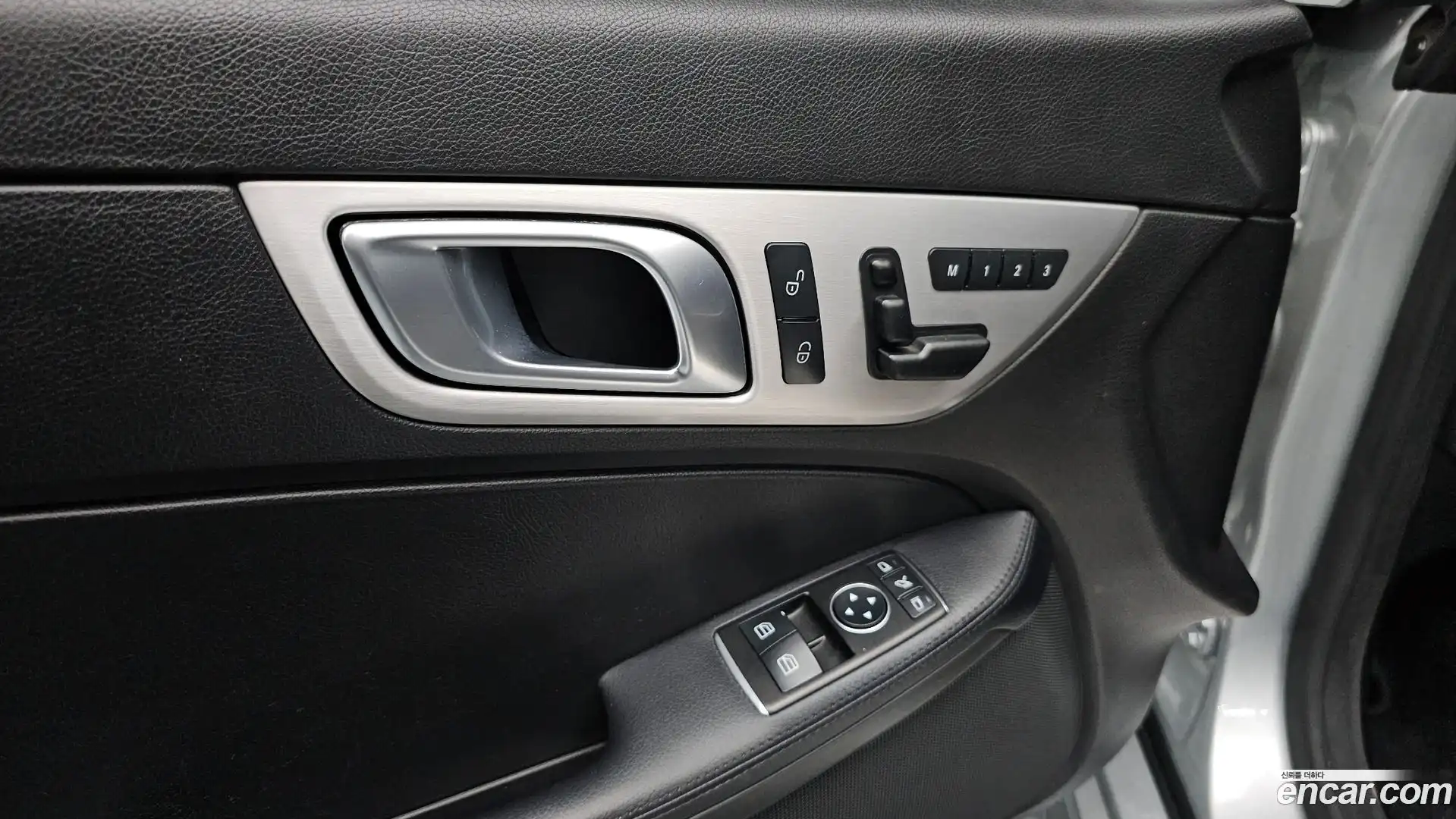 SLK-Class Mercedes-Benz 2015.3-OPTION-021