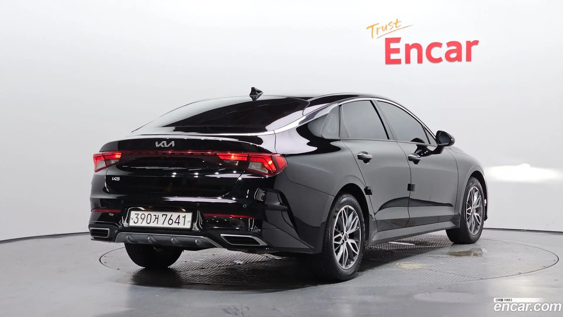 Main__Slider__Photo:K5 Kia 2023.10-1
