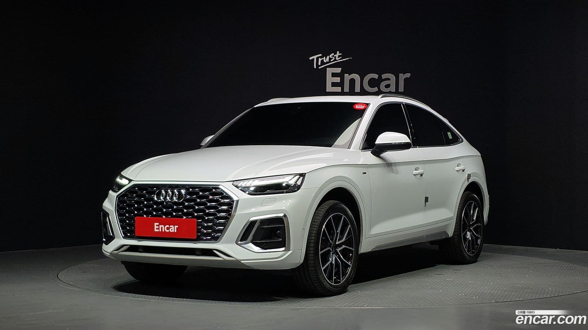 Main__Slider__Photo:Q5 Audi 2023.0-0