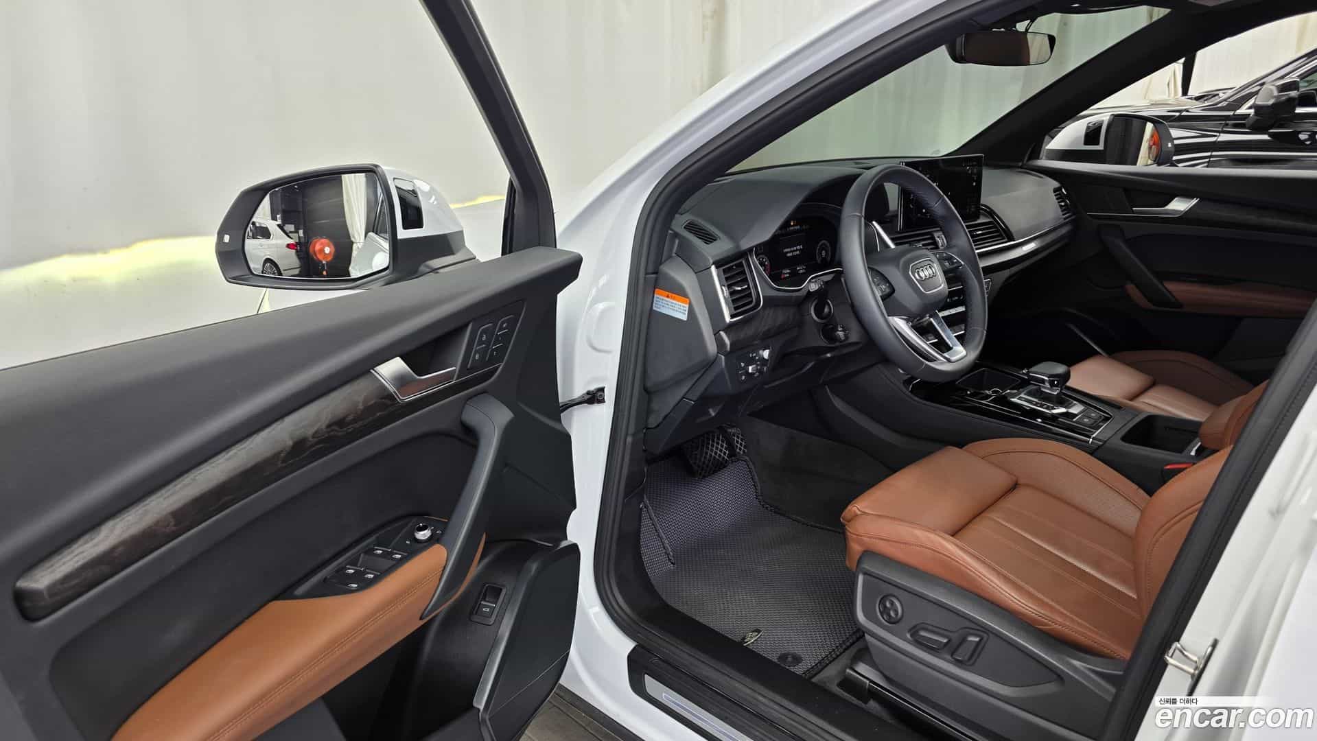 Q5 Audi 2023.0-INNER-010