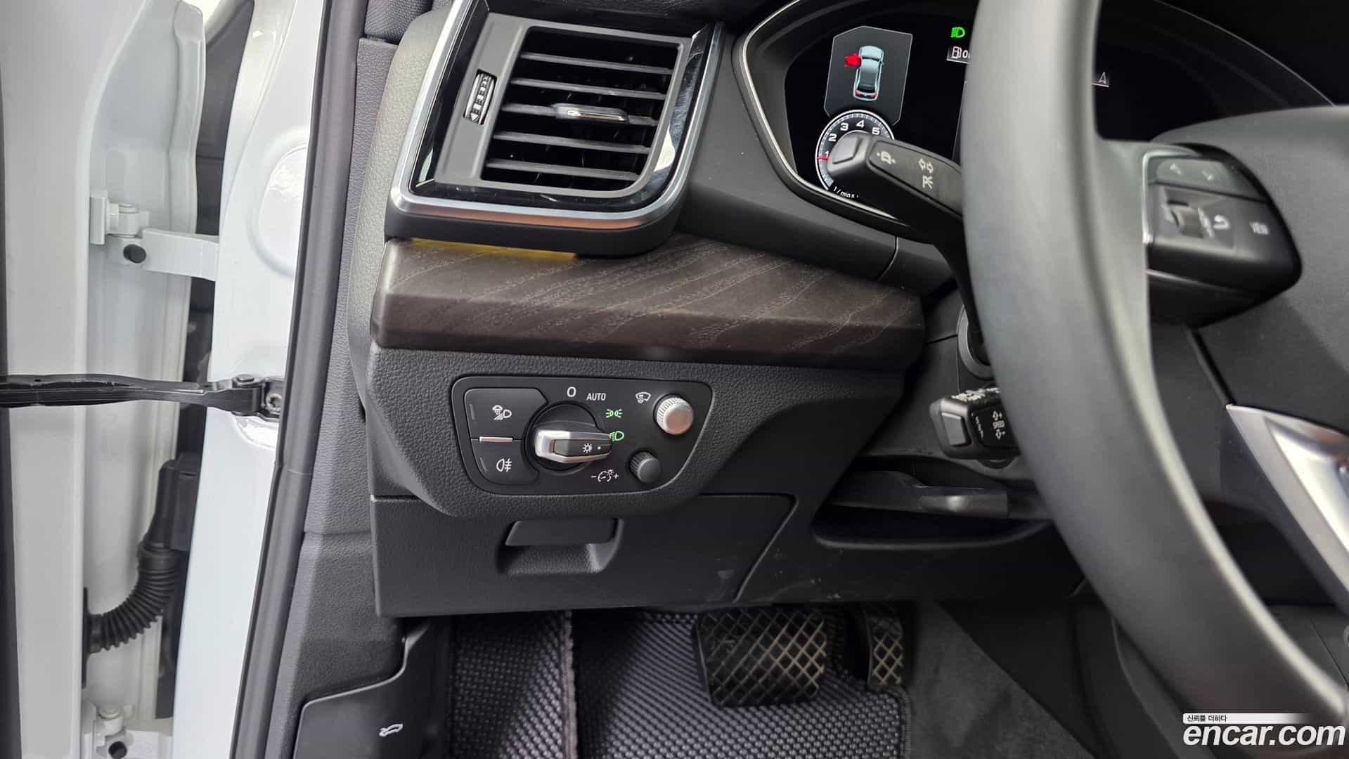 Q5 Audi 2023.0-OPTION-020