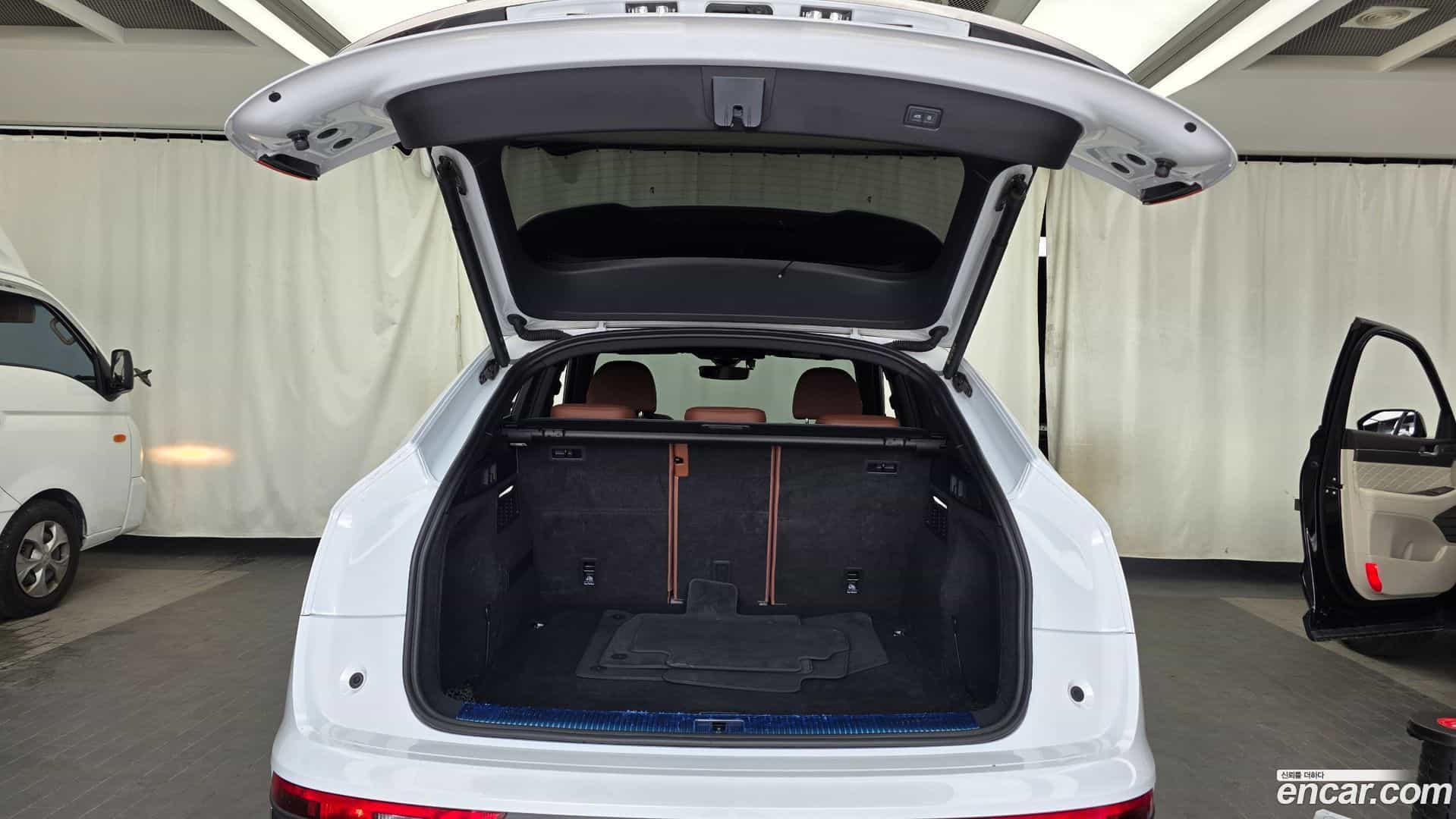 Q5 Audi 2023.0-OPTION-024