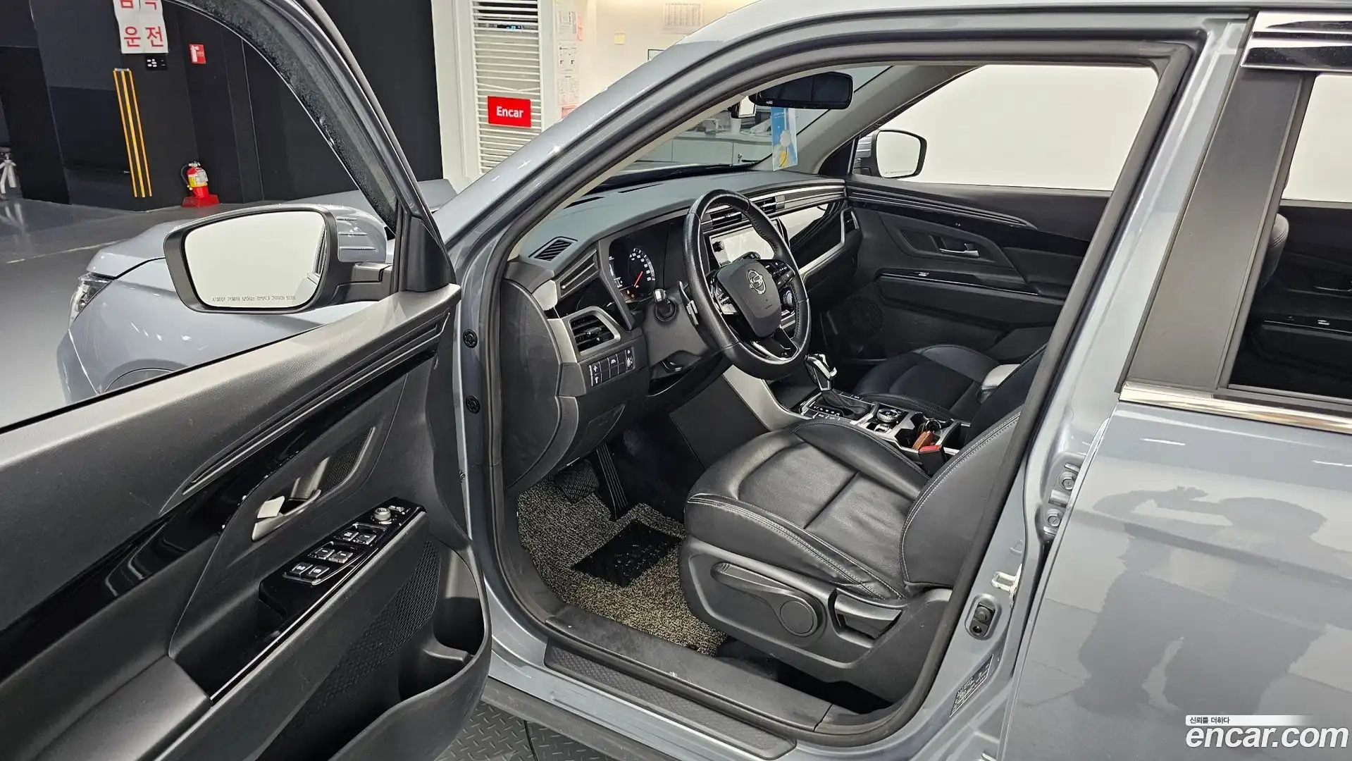 KORANDO KG Mobility 2020.9-INNER-010
