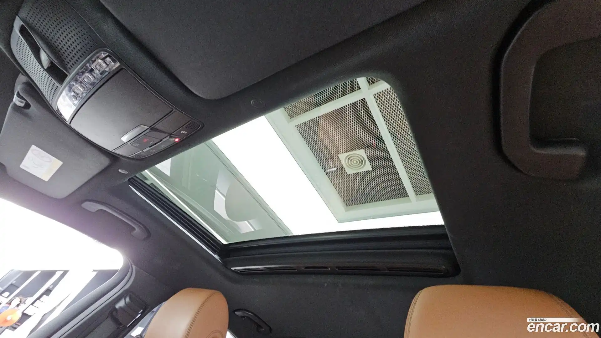GLC-Class Mercedes-Benz 2023.4-OPTION-022