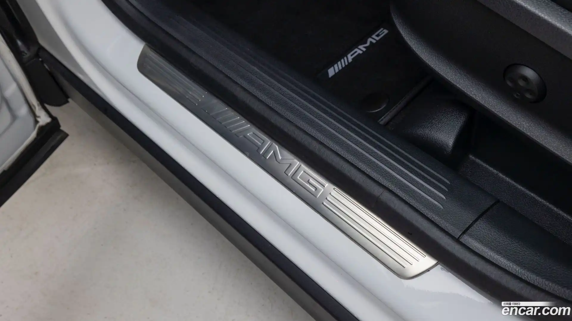 GLB-Class Mercedes-Benz 2025.7-OPTION-018