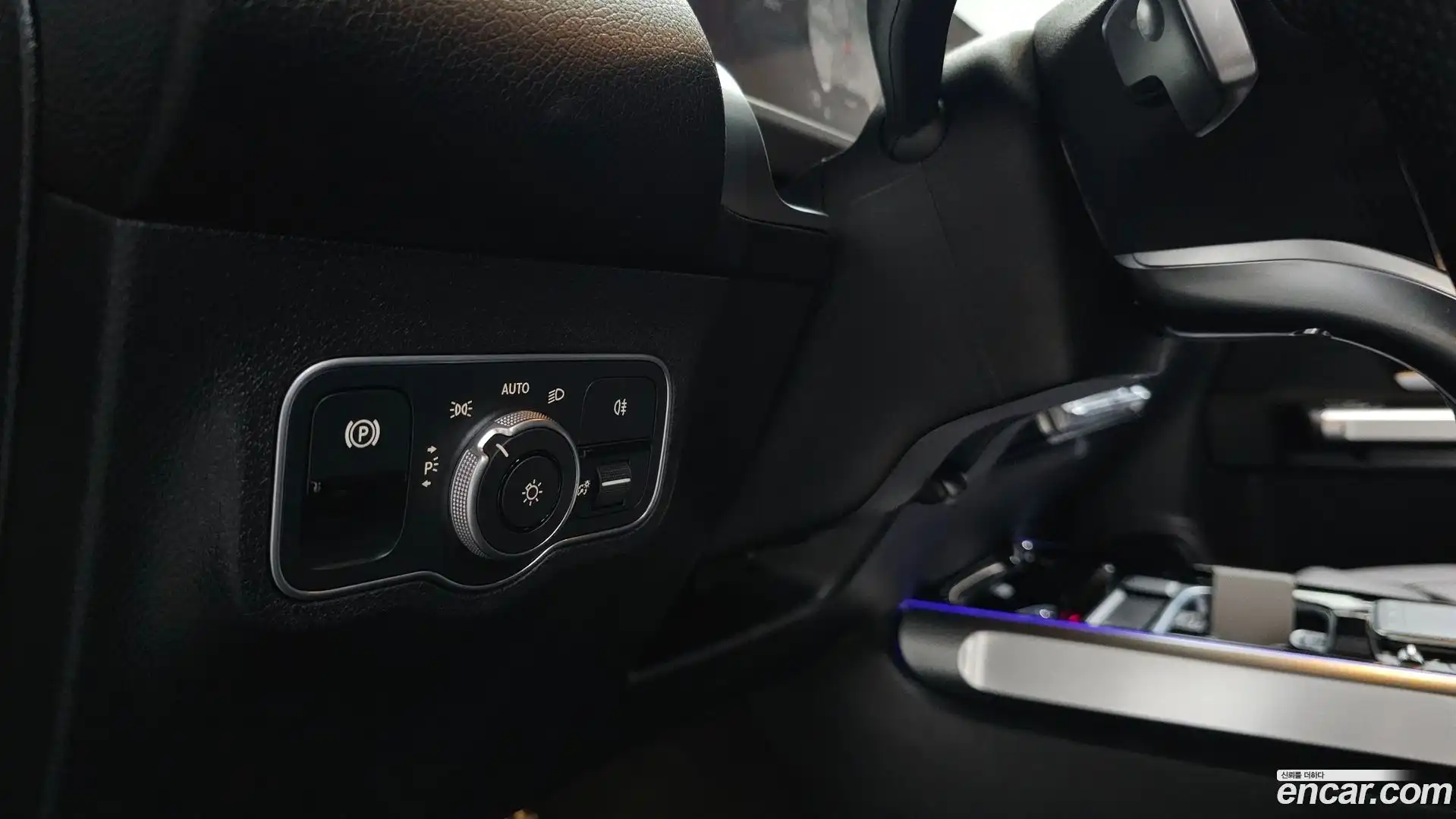 EQB Mercedes-Benz 2023.11-OPTION-024