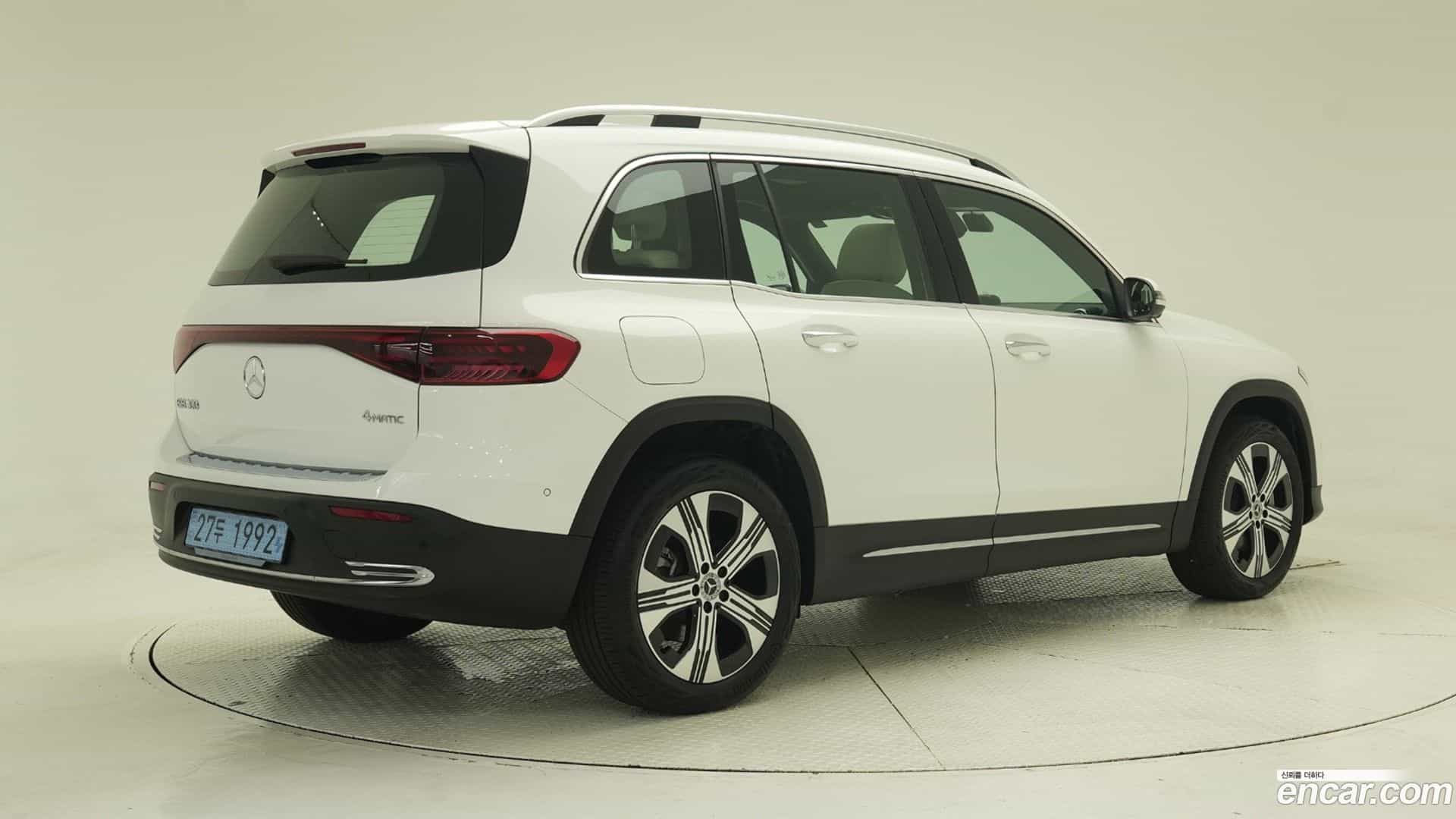 EQB Mercedes-Benz 2025.8-OUTER-002